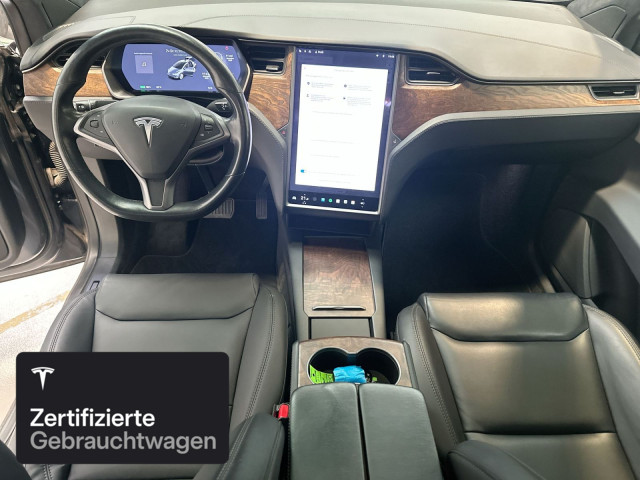 TESLA Model X Long Range AWD-image-1