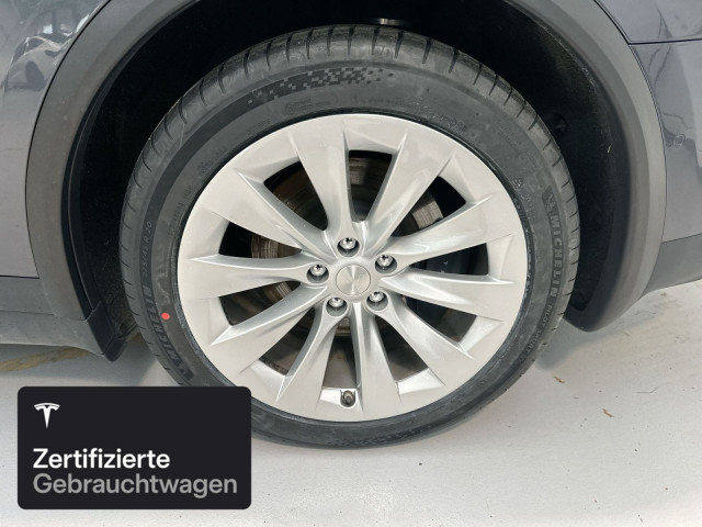 TESLA Model X Long Range AWD-image-11