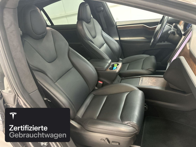 TESLA Model X Long Range AWD-image-2