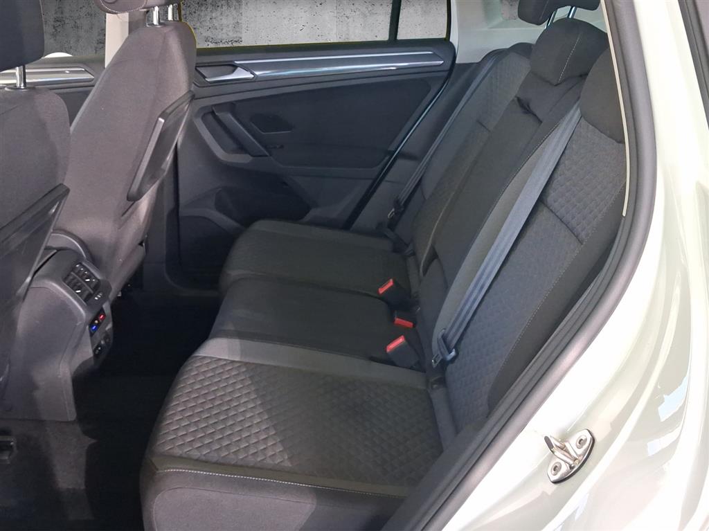 VW Tiguan 1.5TSI Evo Comfortline DSG-image-7