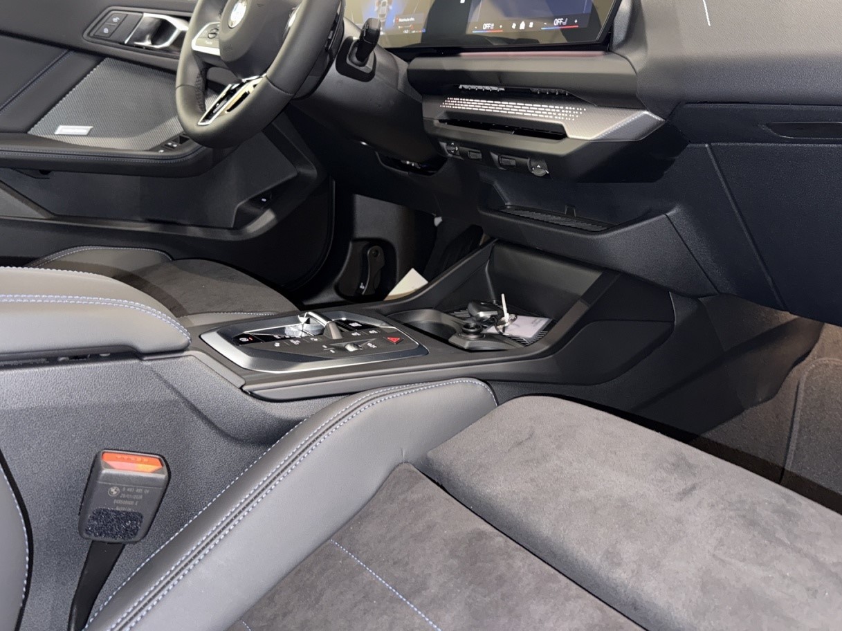 BMW 123 xDrive M Sport Steptronic-image-19