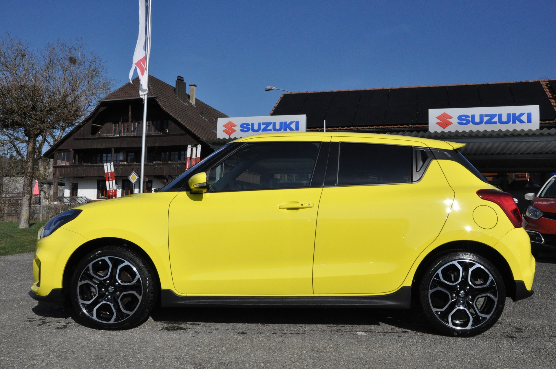 SUZUKI Swift Sport 1.4i 16V Compact Top Hybrid-showroom-element-2