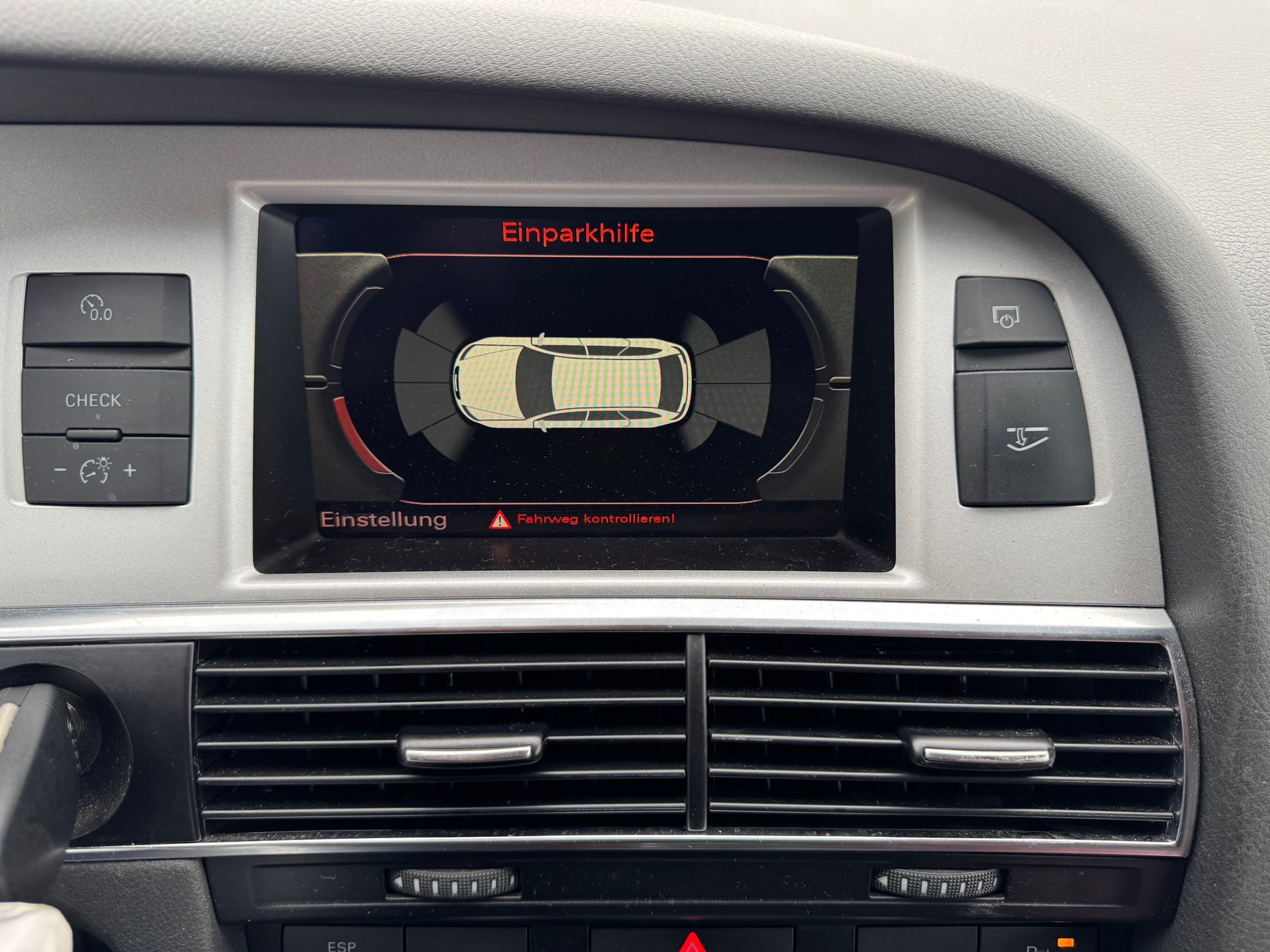 AUDI A6 Avant 3.0 V6 TDI quattro tiptronic-image-10