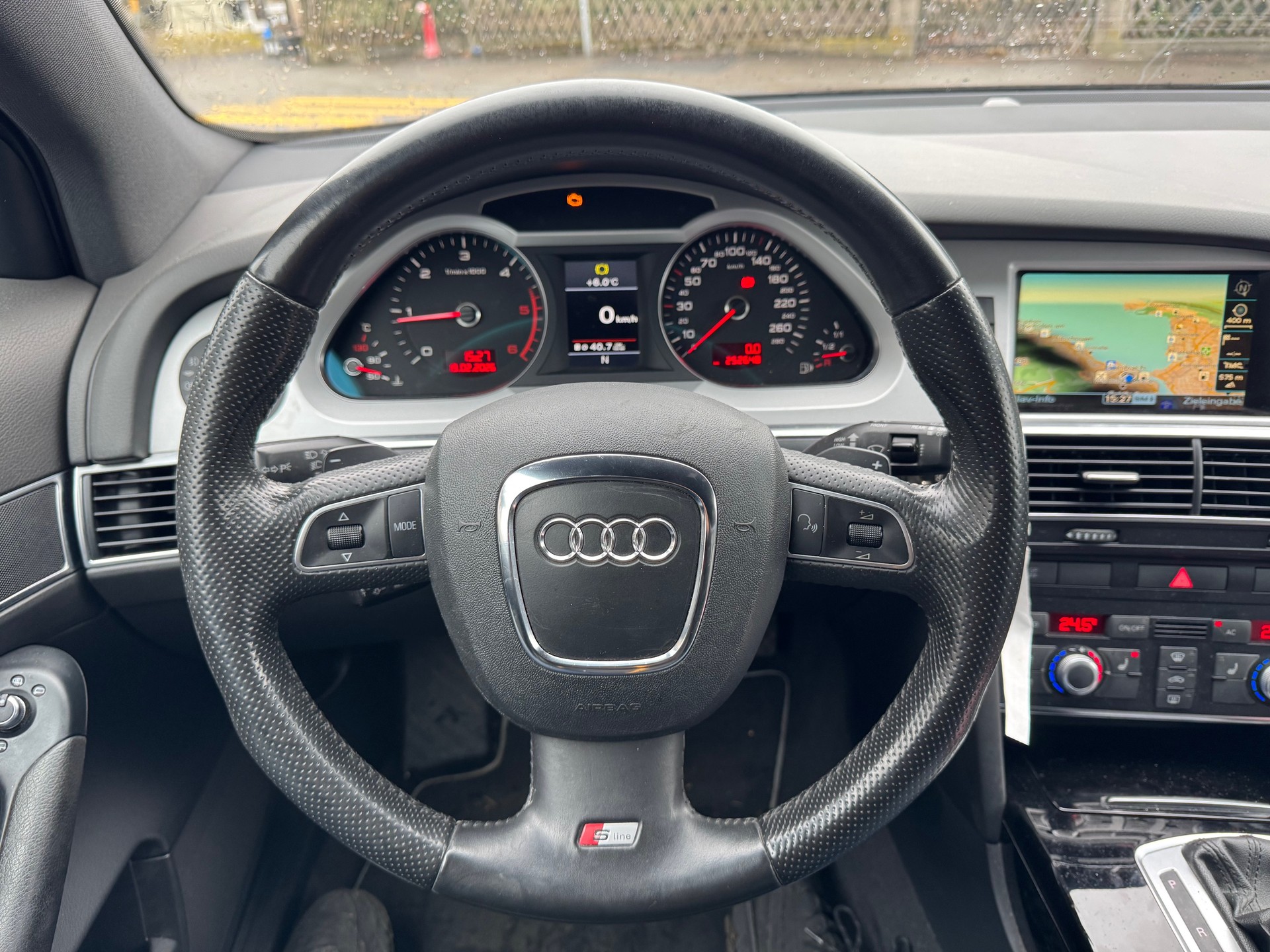 AUDI A6 Avant 3.0 V6 TDI quattro tiptronic-image-18