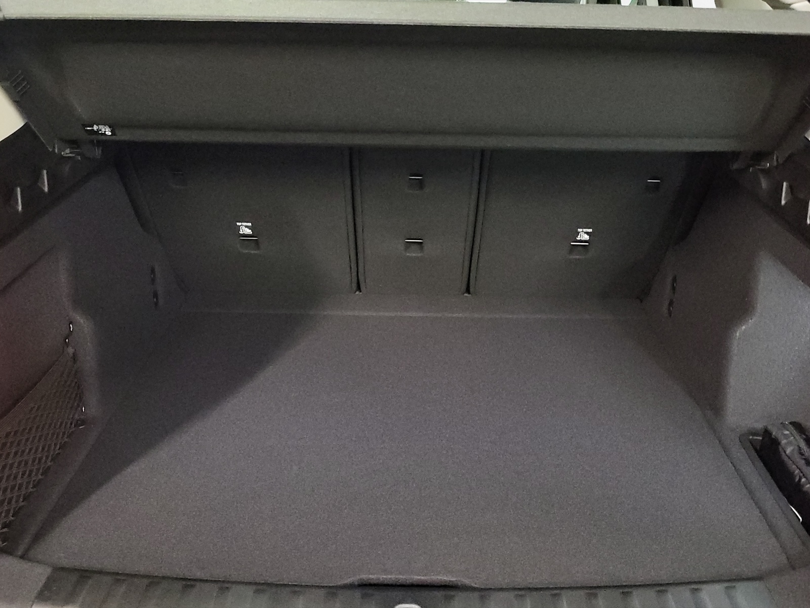 BMW X1 sDrive 18i-image-19