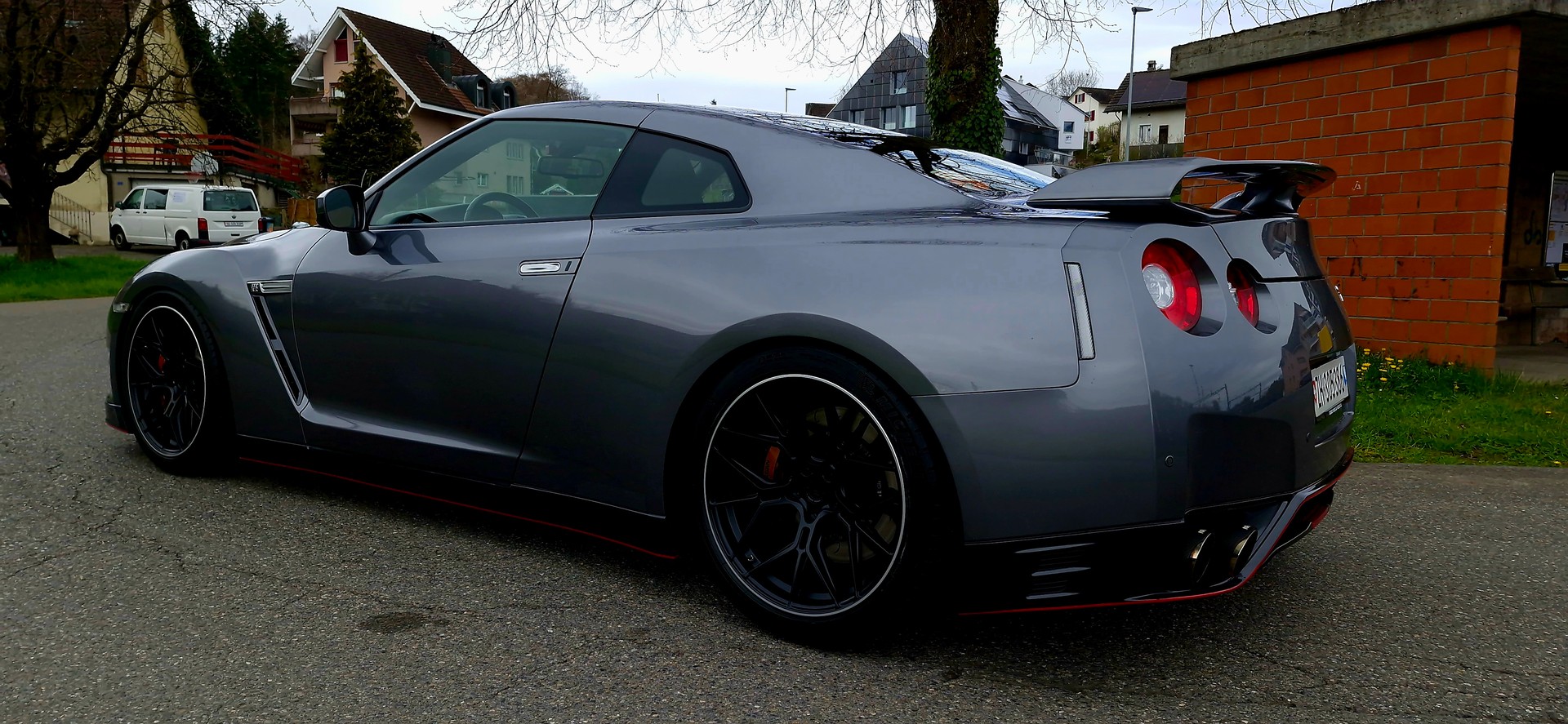 NISSAN GT-R 3.8 V6 Biturbo Black Edition-image-3