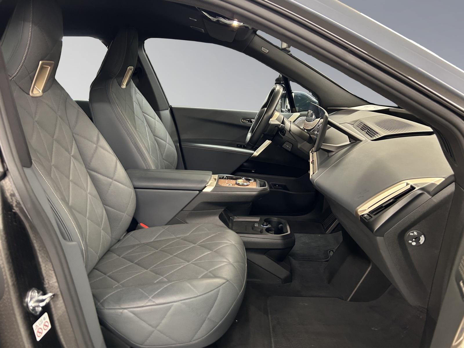 BMW iX xDrive50-image-14
