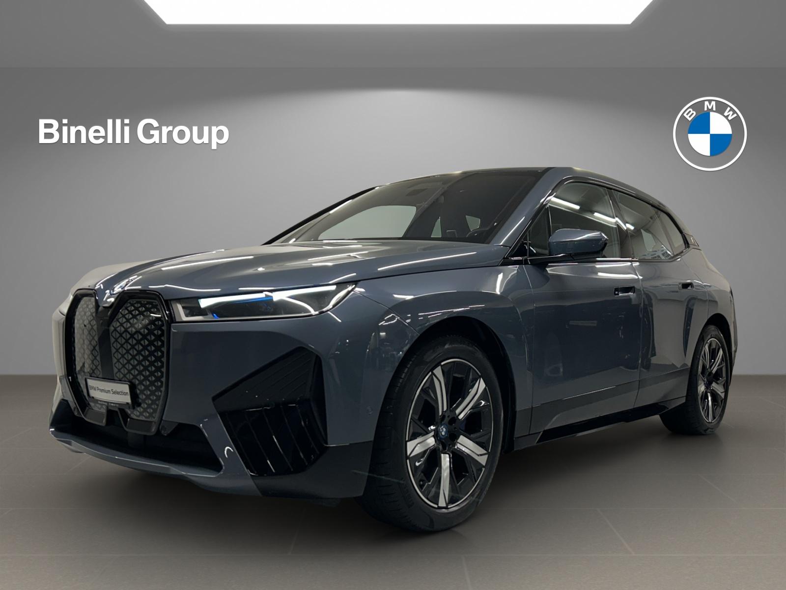 BMW iX xDrive50-image-0