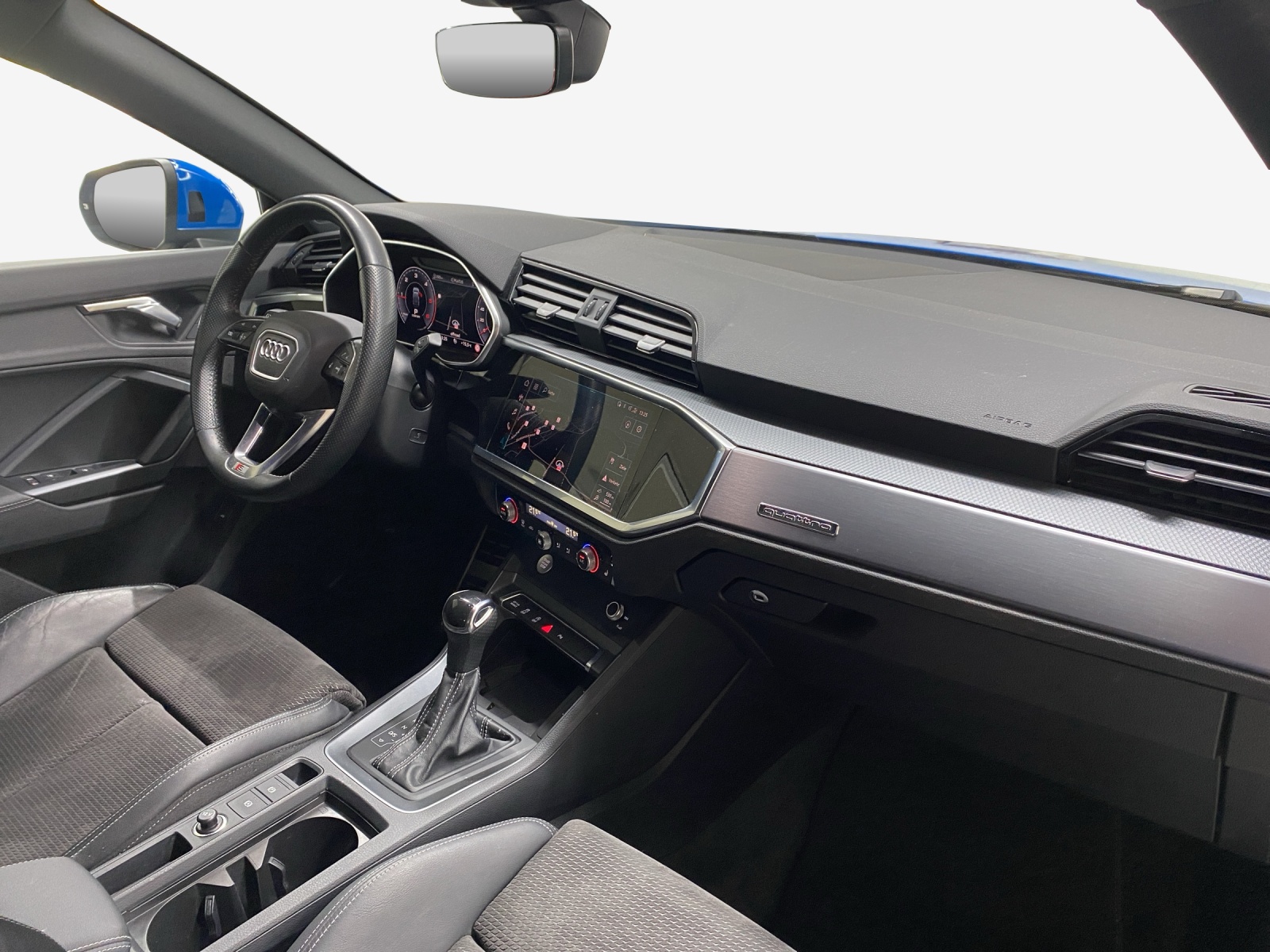 AUDI Q3 Sportback 40 TDI S line Attraction quattro S-tronic-image-13