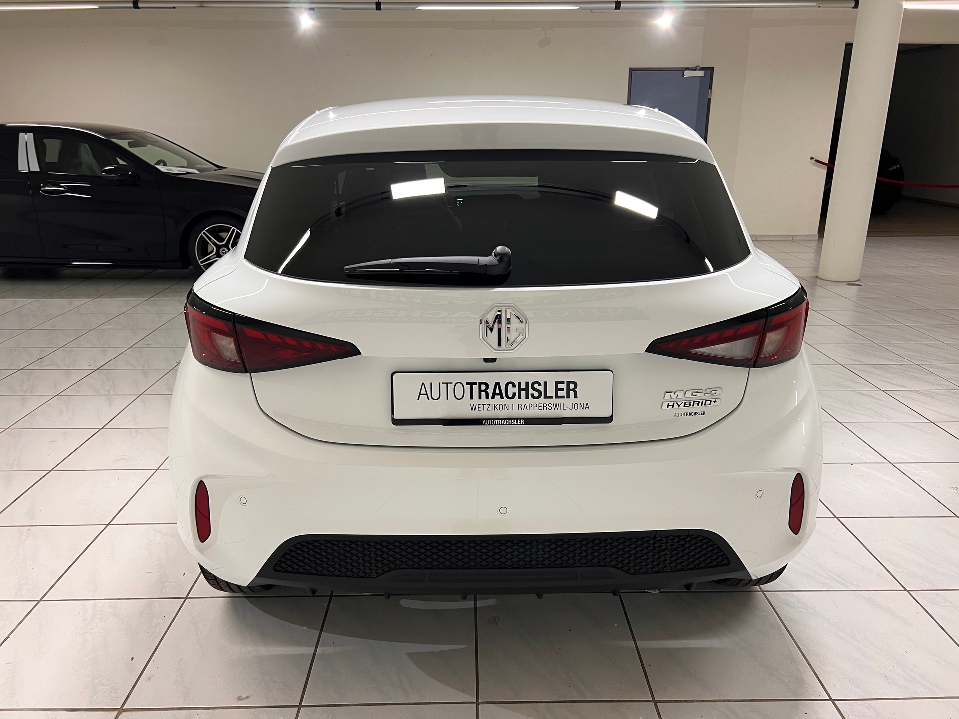 MG 3 1.5 Hybrid Luxury Aut.-image-4