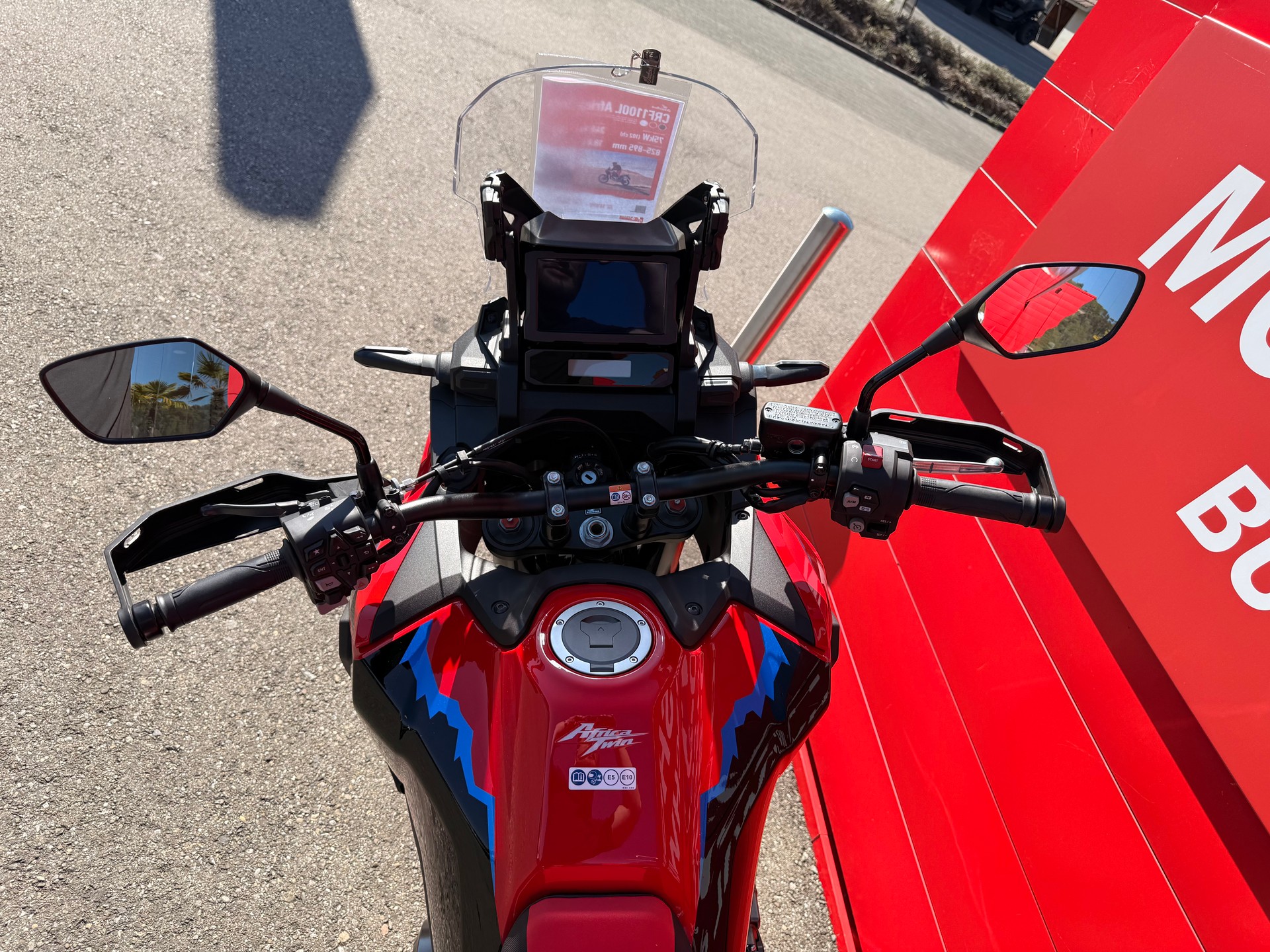HONDA CRF 1100 DCT Africa Twin-image-4