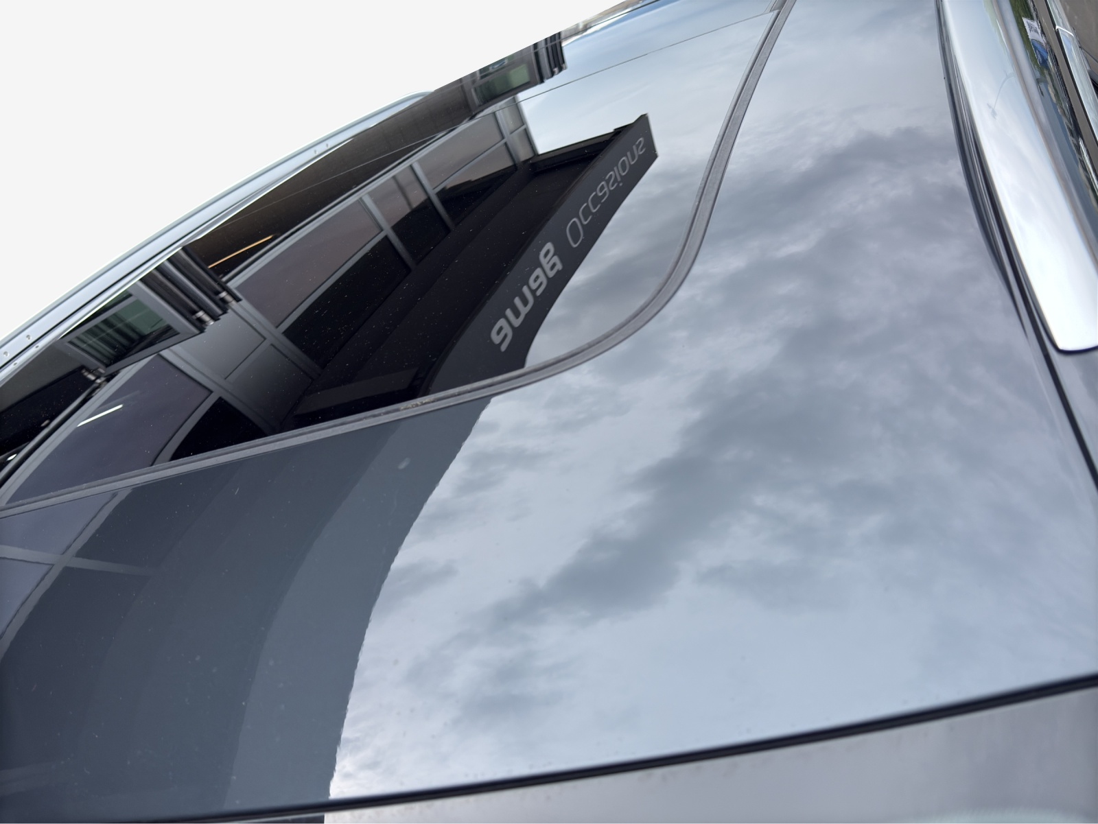 AUDI e-tron 55 Advanced quattro-image-15