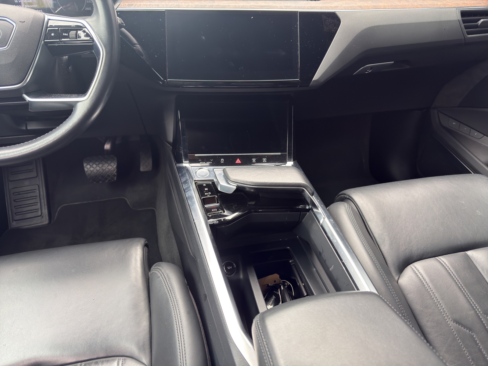 AUDI e-tron 55 Advanced quattro-image-11