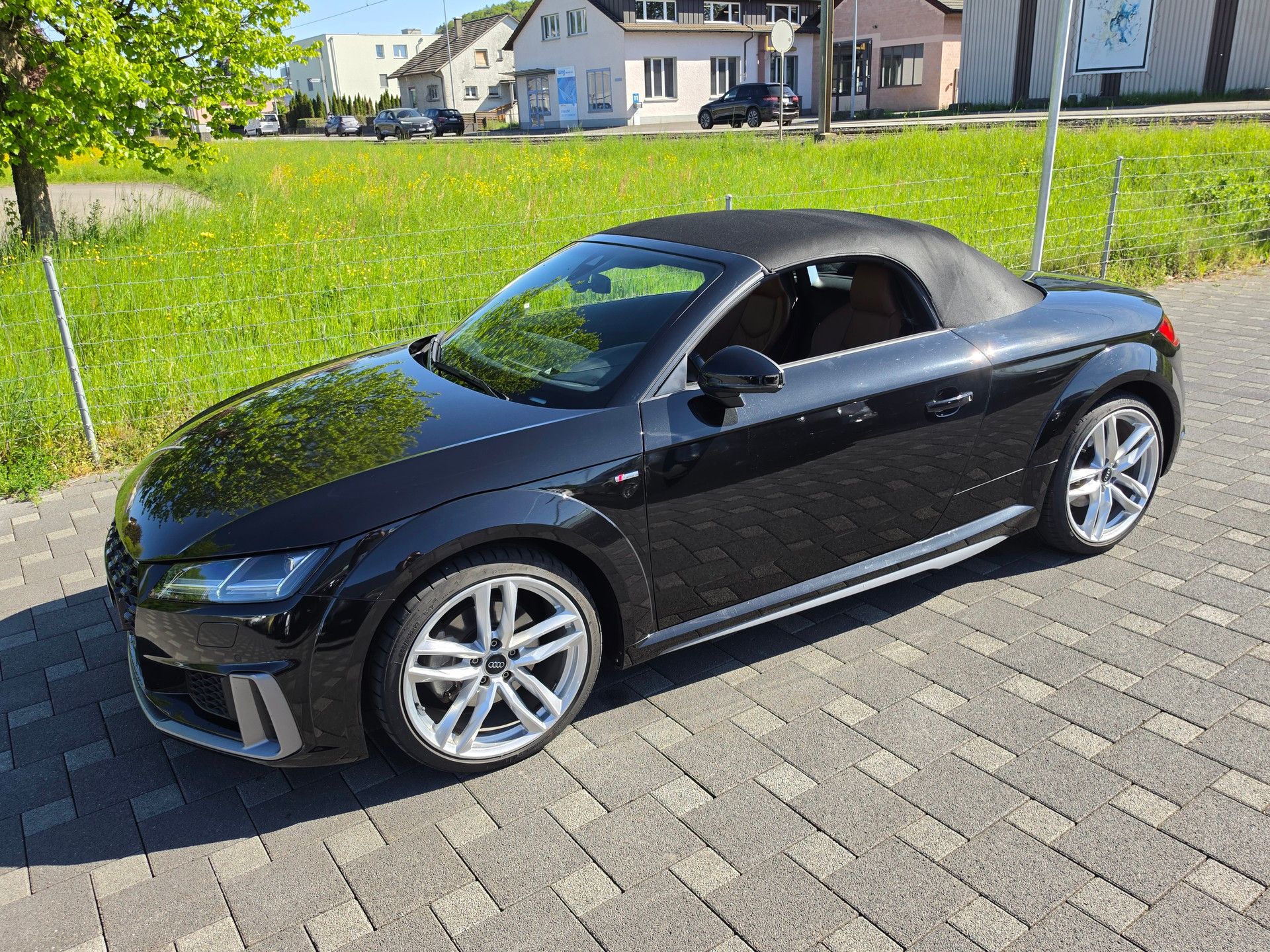 AUDI TT Roadster 40 TFSI S-tronic-image-18