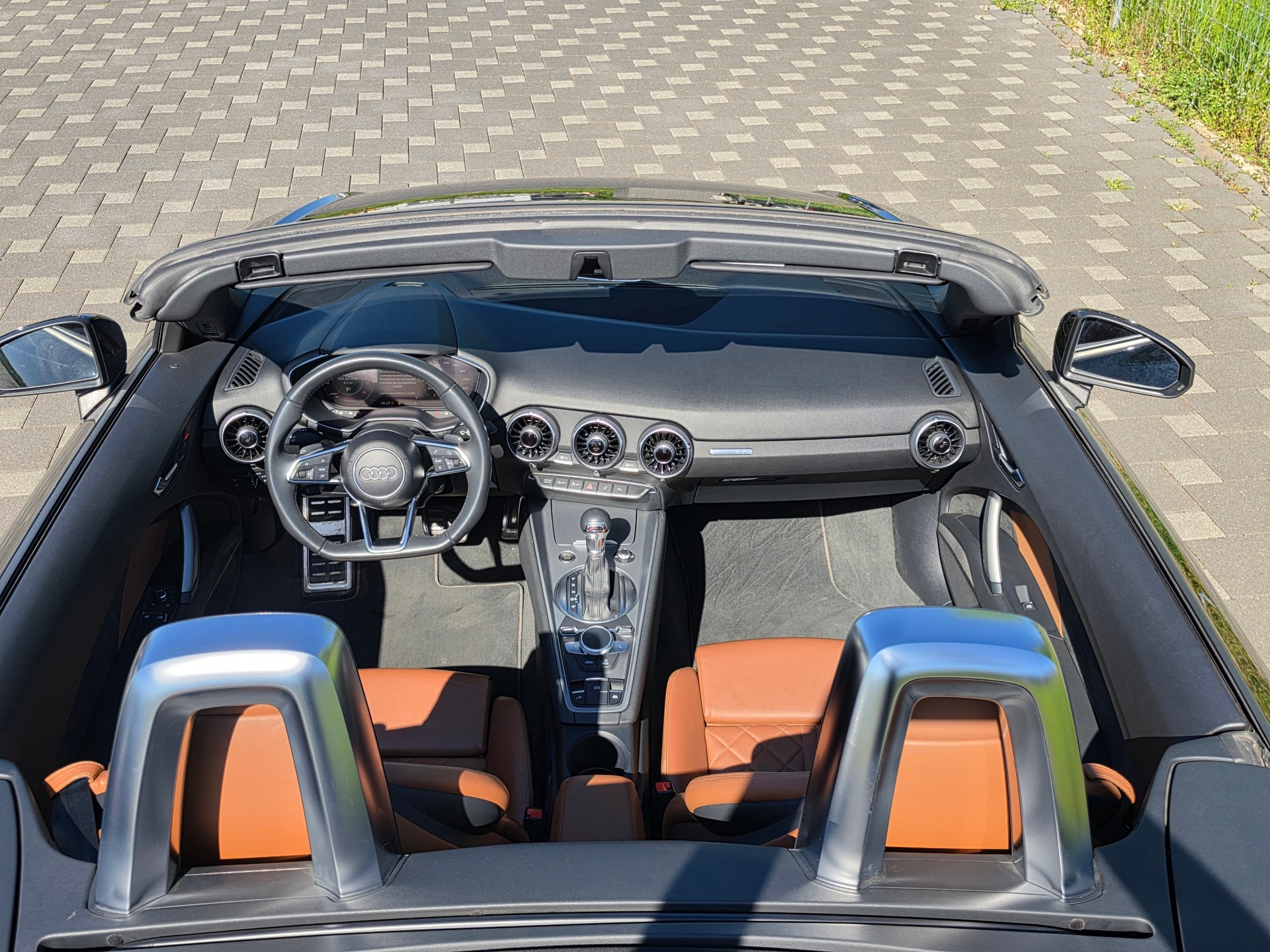 AUDI TT Roadster 40 TFSI S-tronic-image-16