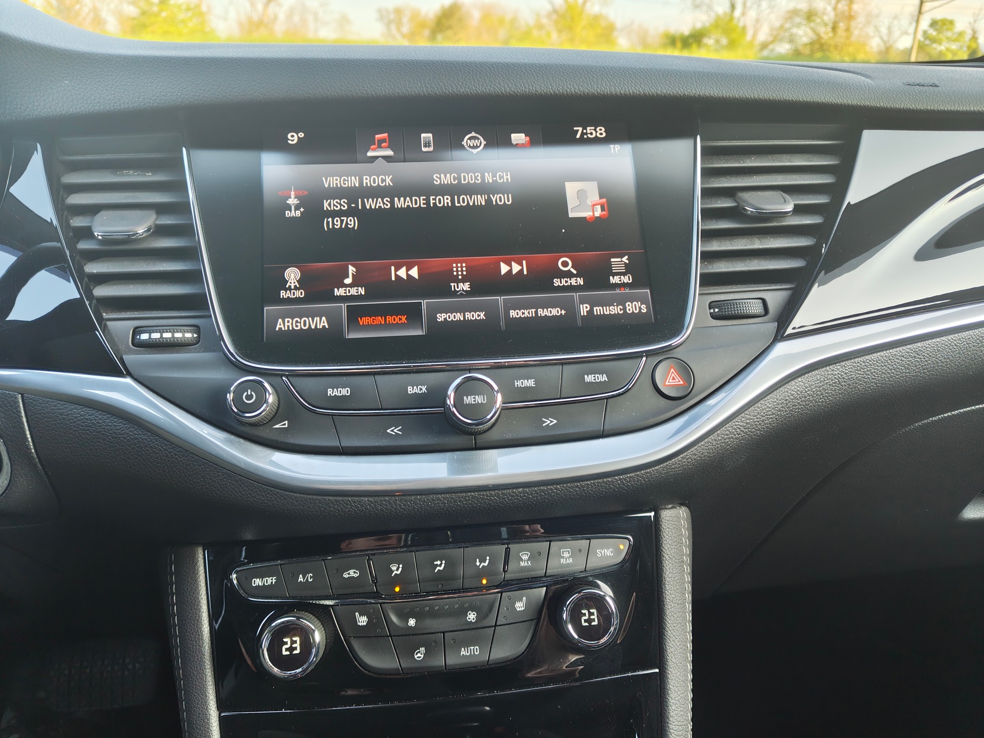 OPEL Astra 1.6i Turbo OPC Line Automatic-image-10