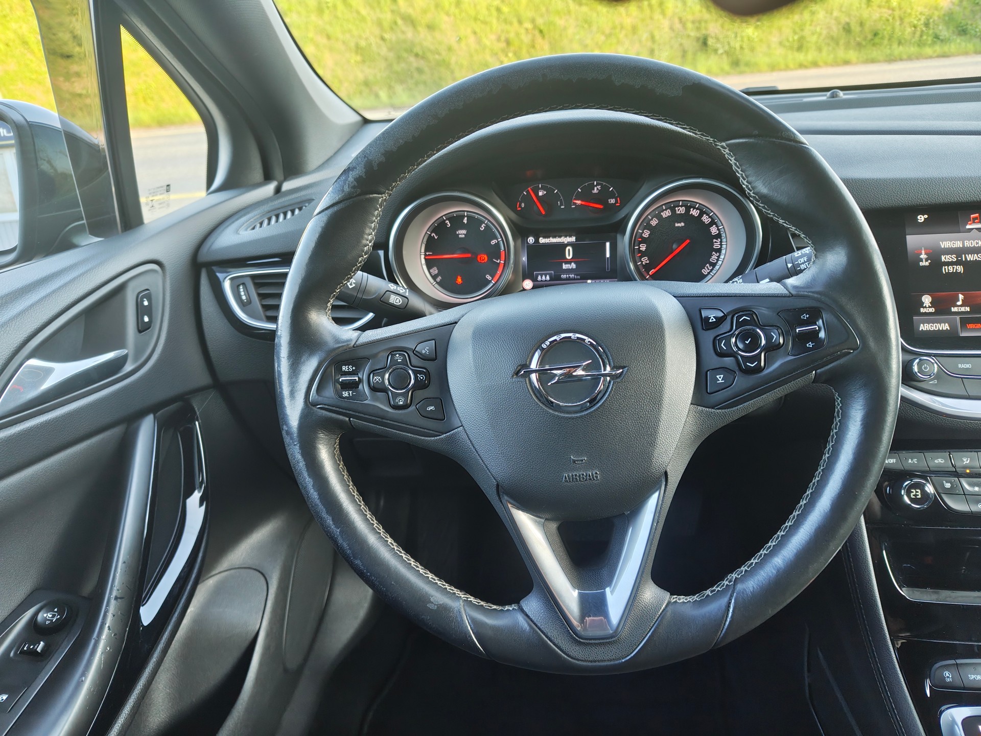OPEL Astra 1.6i Turbo OPC Line Automatic-image-7