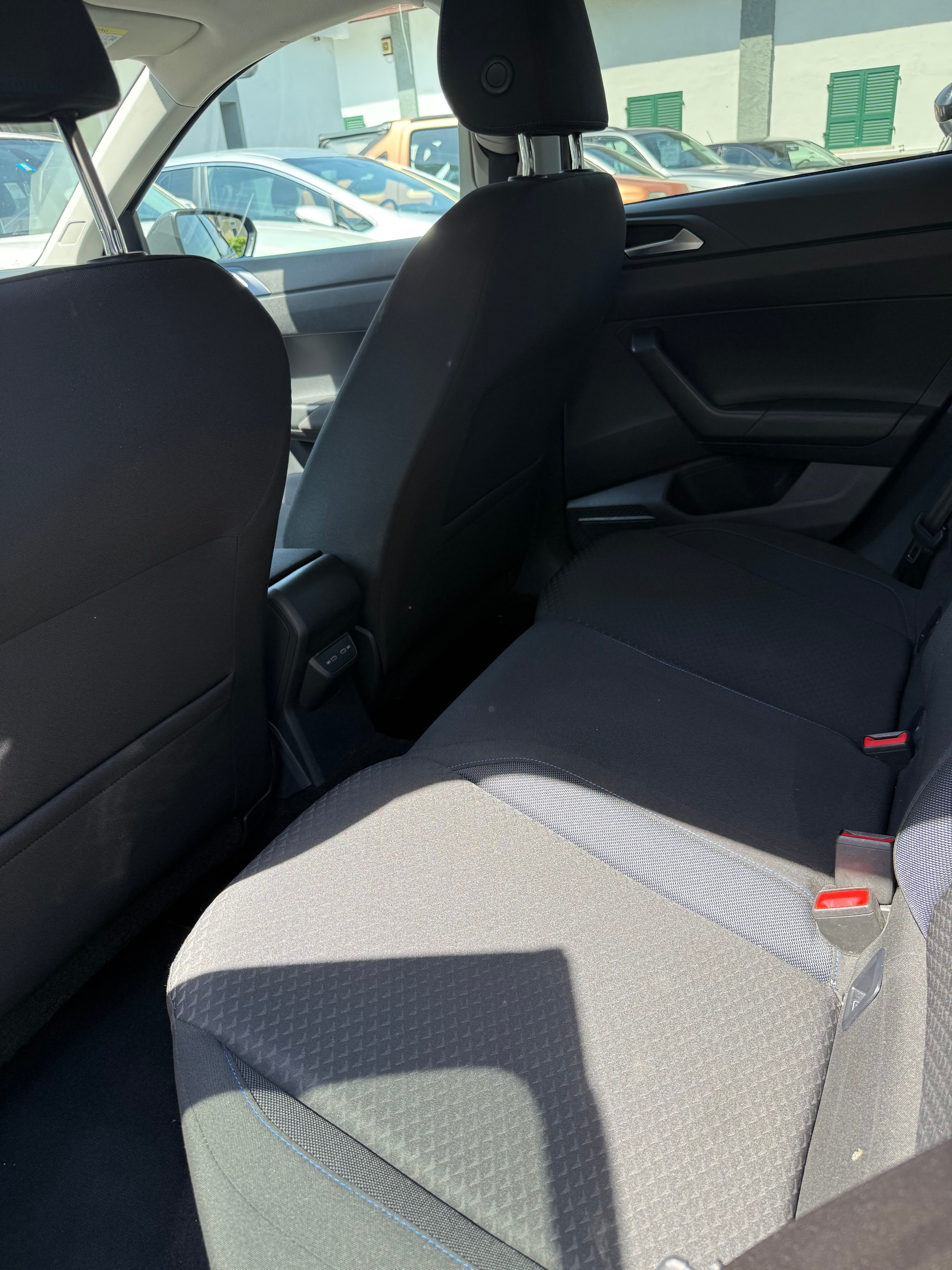VW Polo 1.0 BMT United DSG-image-14