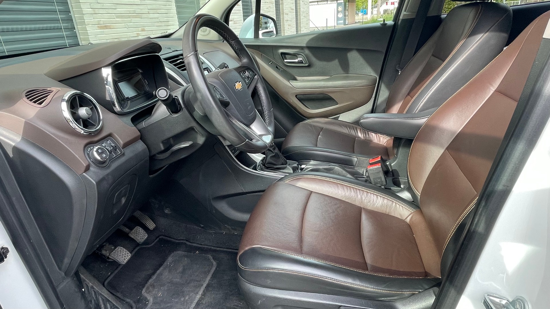 CHEVROLET Trax 1.4 T LS 4WD-image-12