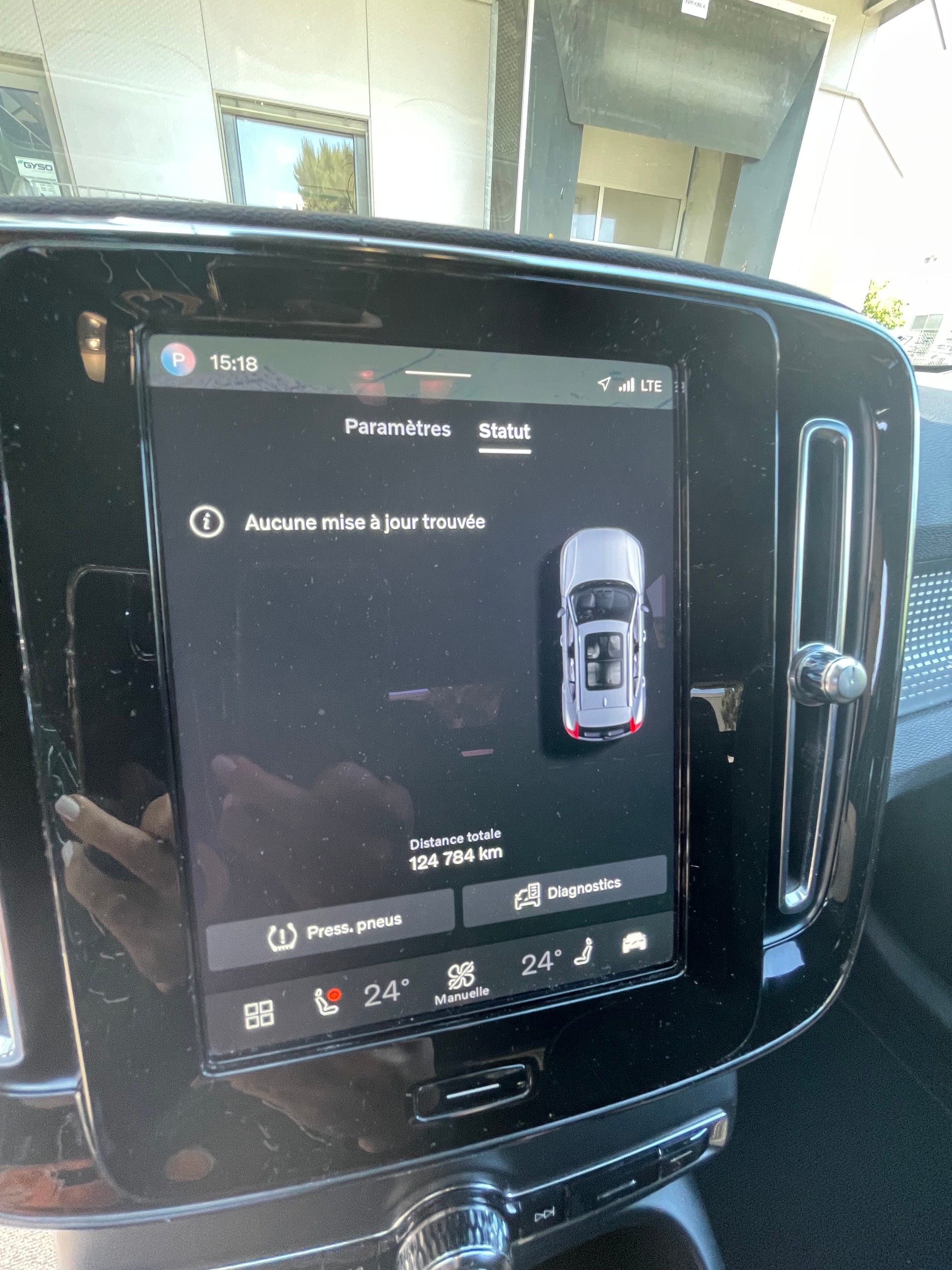 VOLVO XC40 B3 Benzin Mild Hybrid Core DCT-image-7