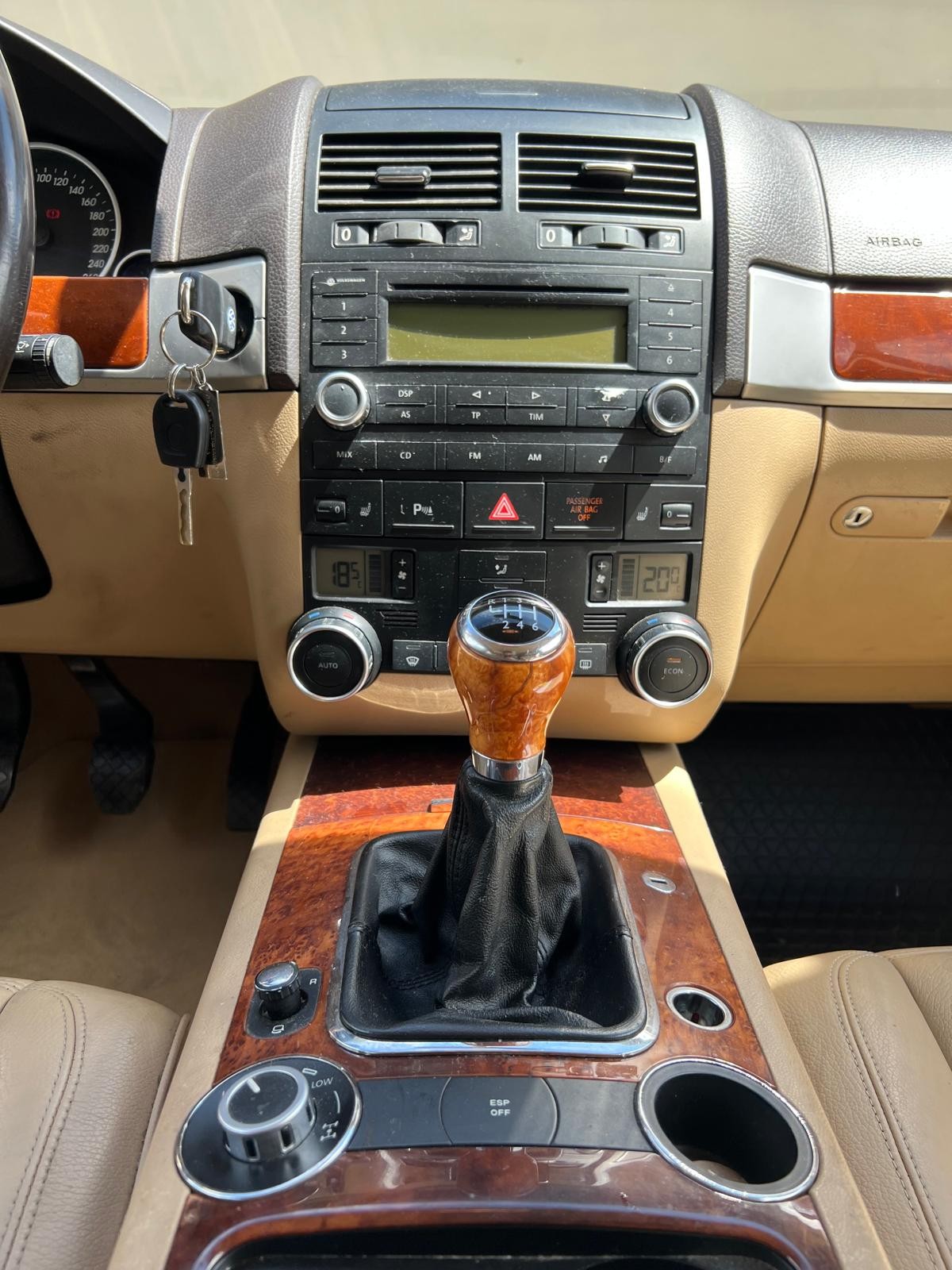 VW Touareg 2.5 TDI Mountain-image-8