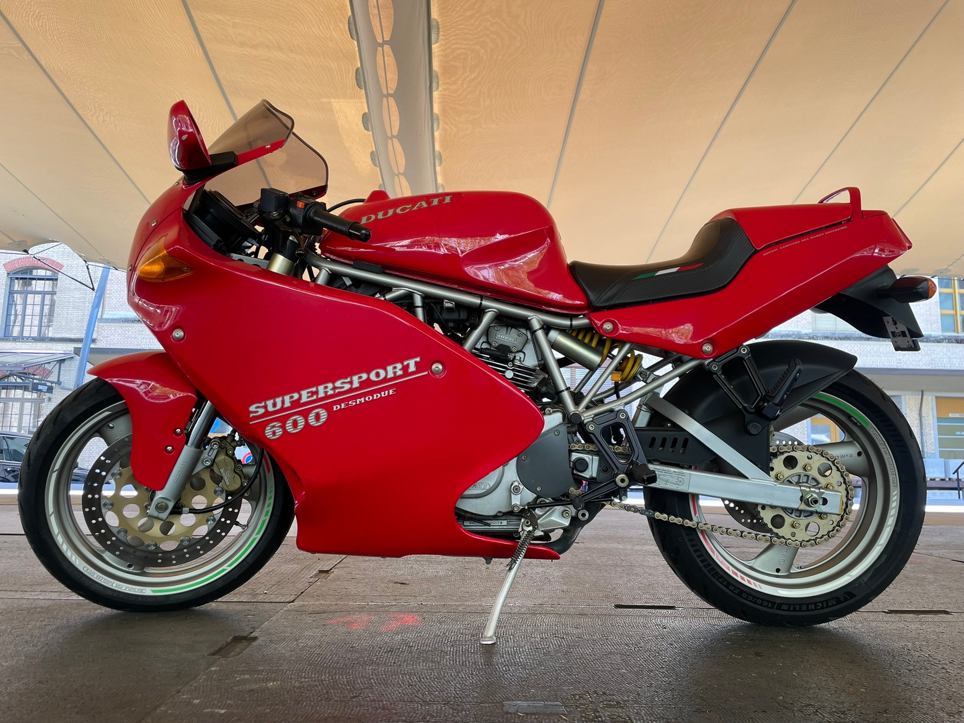 DUCATI 600 SS-image-11