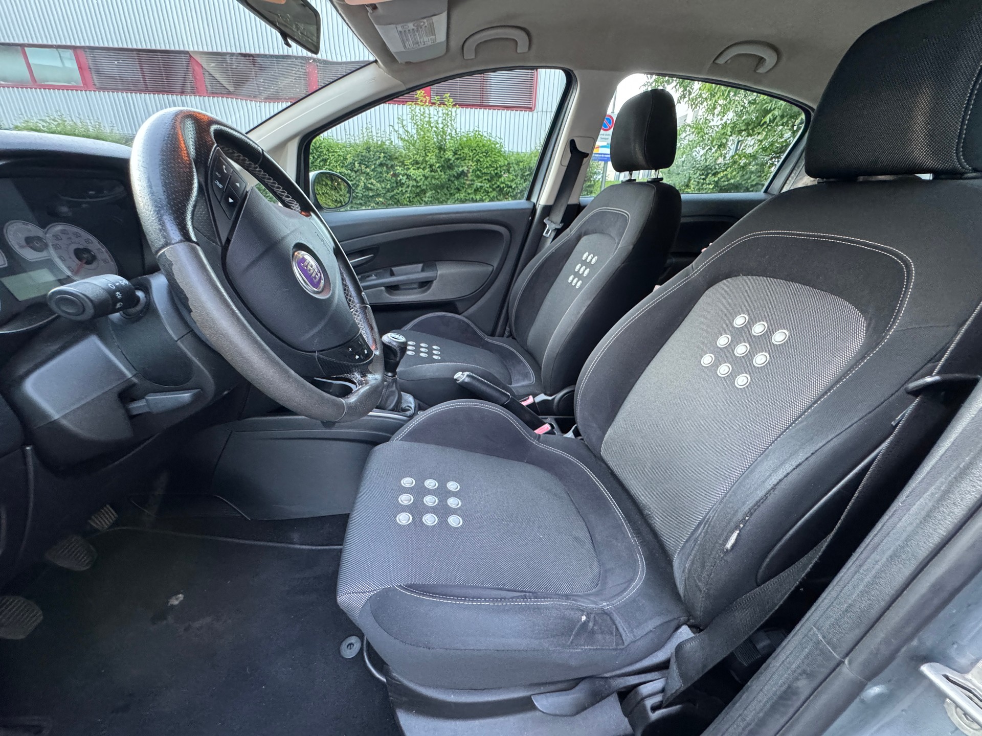 FIAT Punto 1.4 16V Turbo Sport-image-6