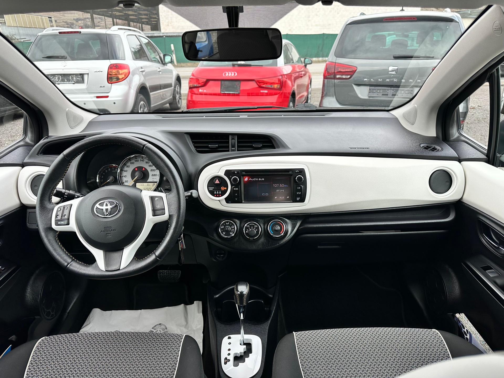 TOYOTA Yaris 1.33 Trend Multidrive-image-11