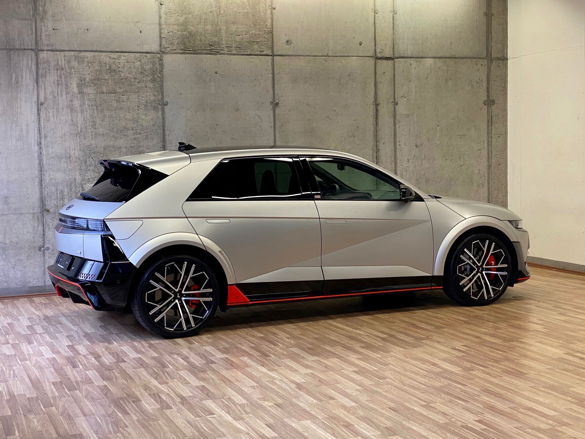 HYUNDAI Ioniq 5 N *84kWh*4WD*-showroom-element-2