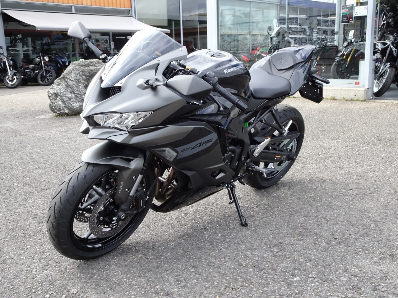 KAWASAKI Ninja ZX-4RR Performance (35kW)-showroom-element-3