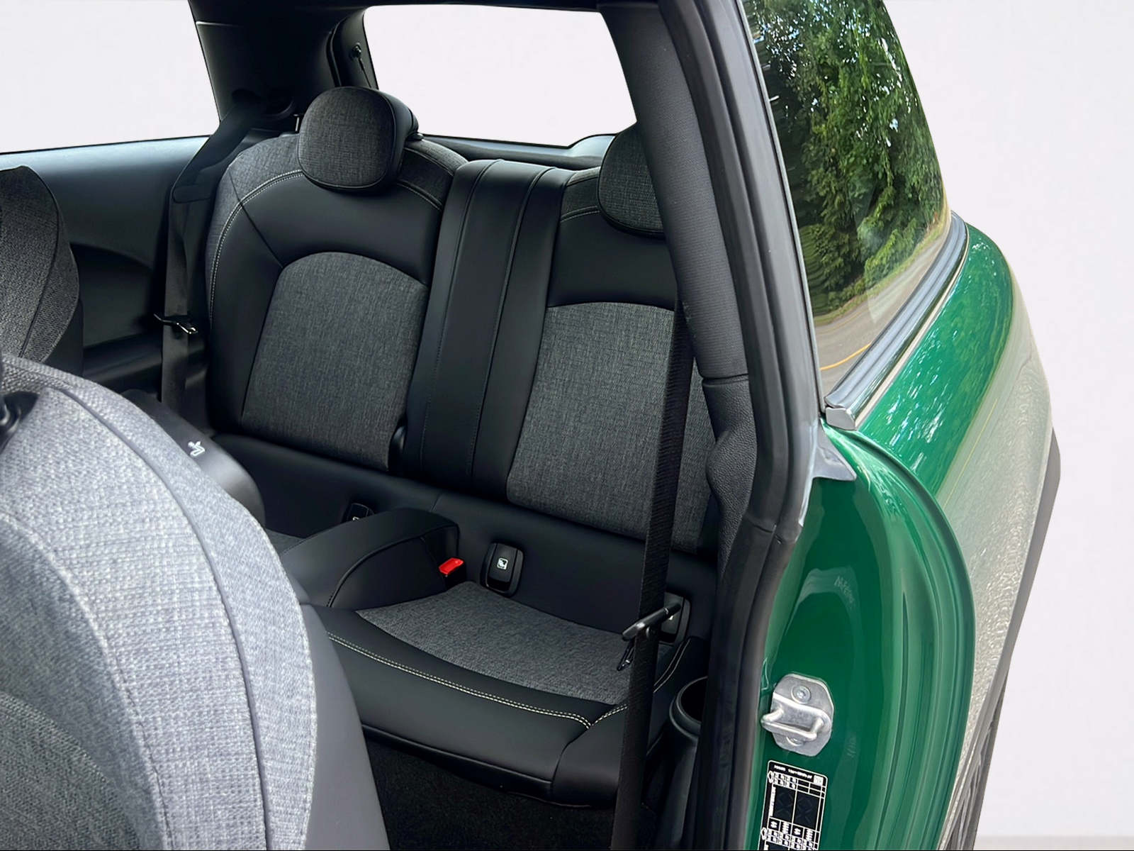 MINI Cooper Camden Edition Steptronic DKG-image-4