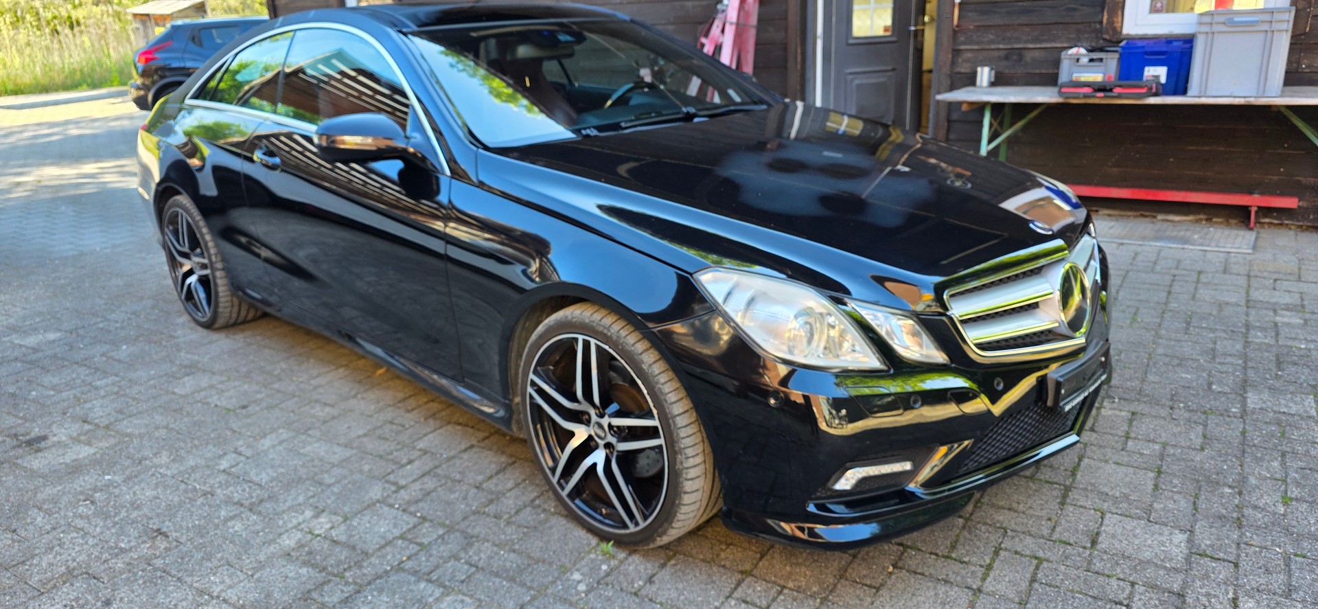 MERCEDES-BENZ E 350 CGI BlueEfficiency 7G-Tronic-image-2
