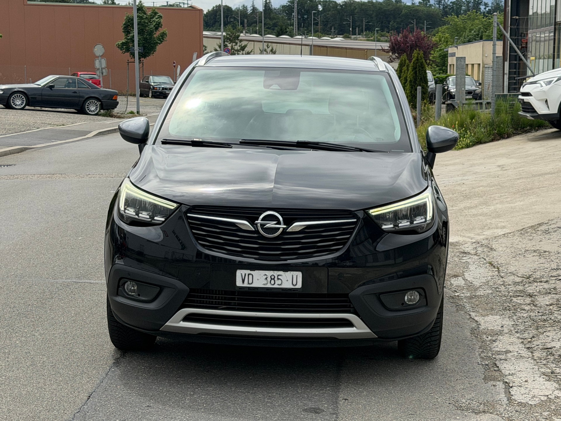 OPEL Crossland X 1.2i TP Ultimate Automatik-showroom-element-1