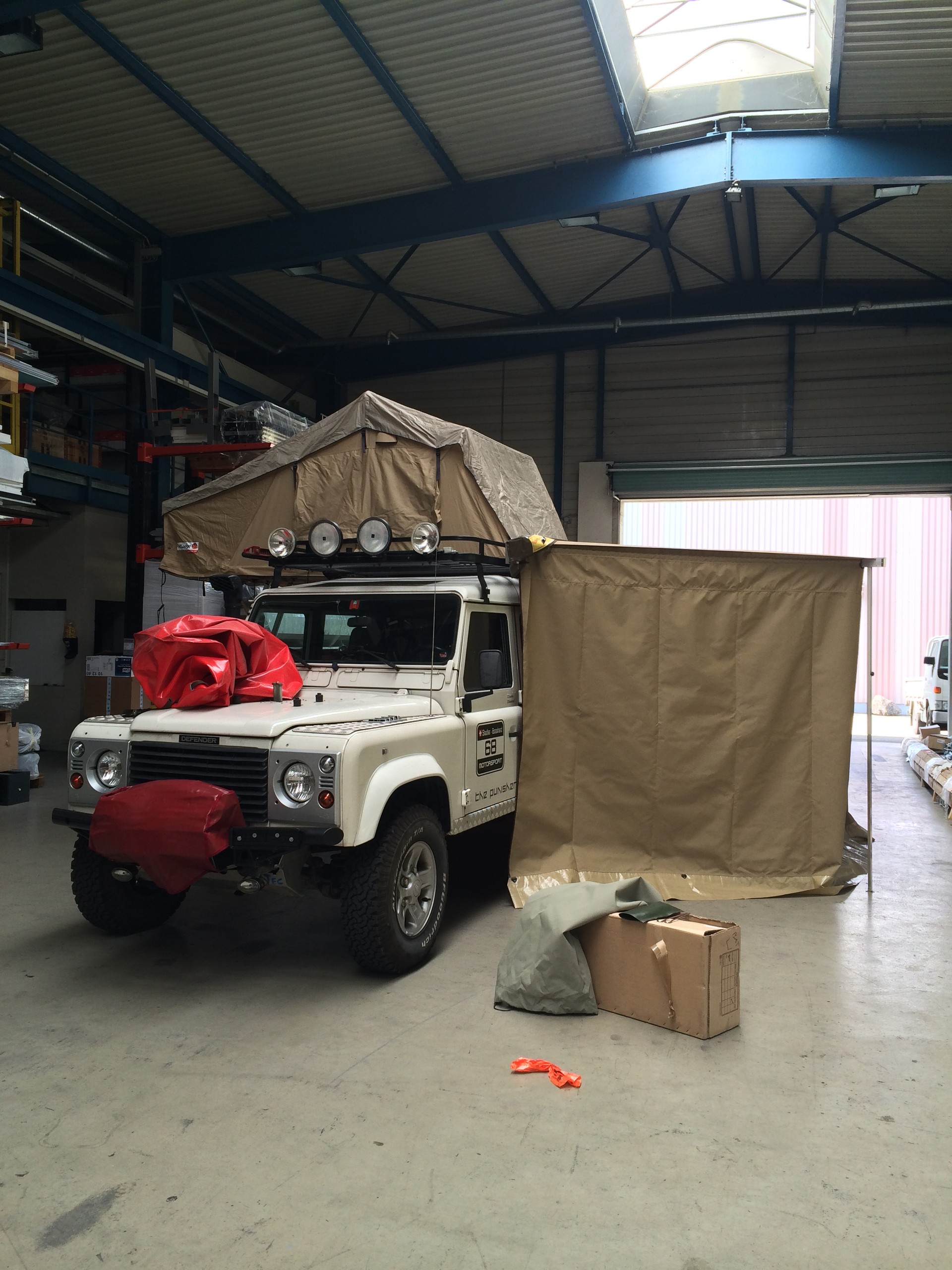 LAND ROVER Defender 110 CSW 2.5 TDi-image-6