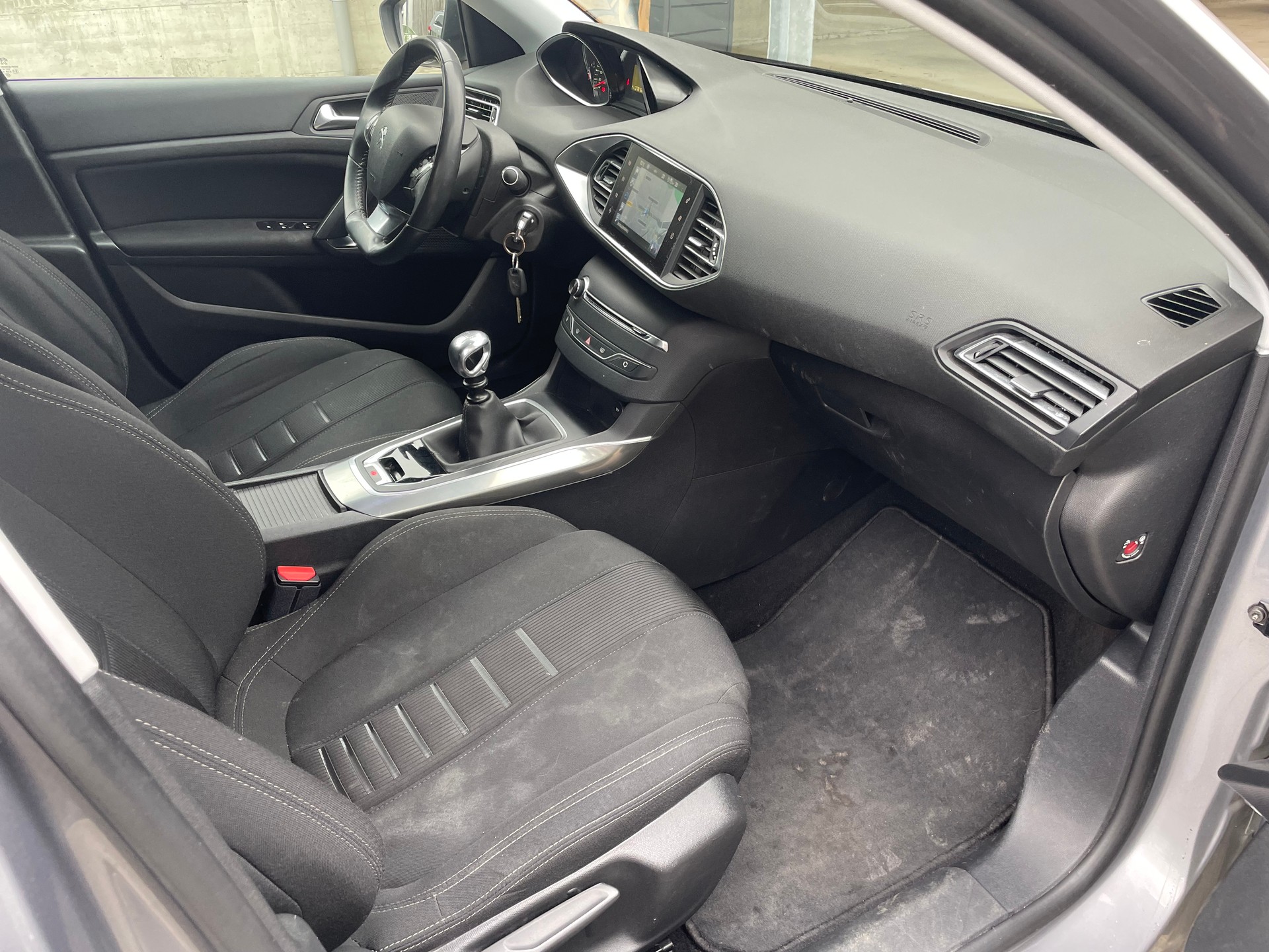 PEUGEOT 308 SW 2.0 BlueHDI Active-image-7