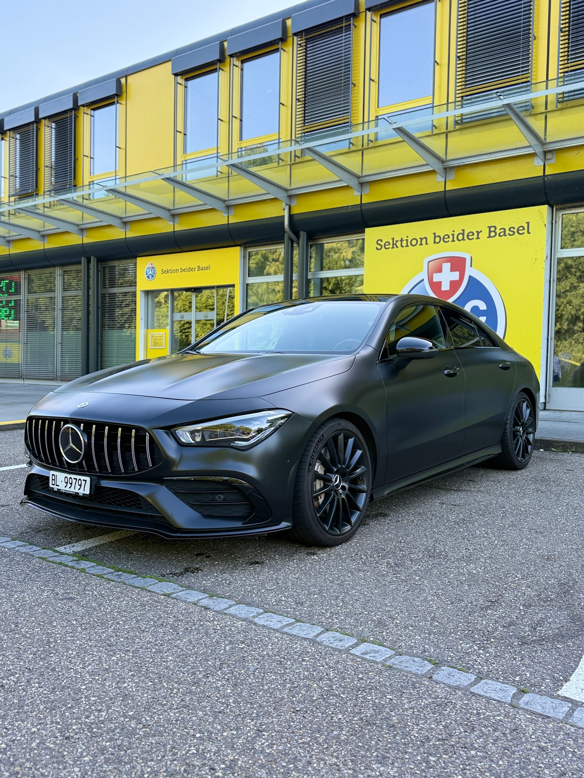 MERCEDES-BENZ CLA 35 AMG 4matic-image-0