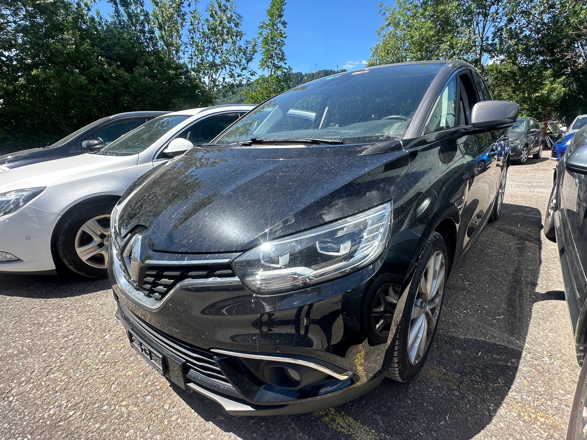 RENAULT Scénic 1.2 16V Turbo Bose-image-1