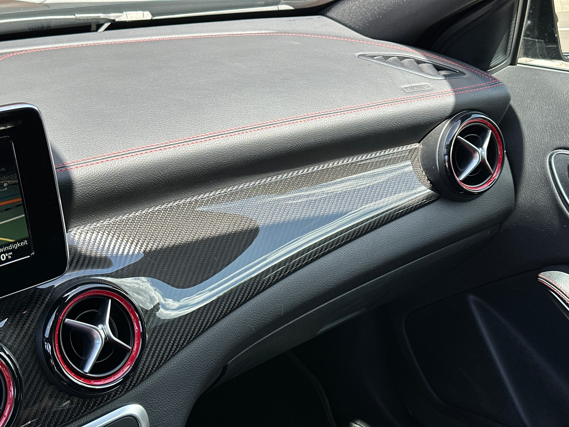 MERCEDES-BENZ GLA 45 AMG 4Matic 7G-DCT *Performance-AGA* *Schalensitze*-image-24