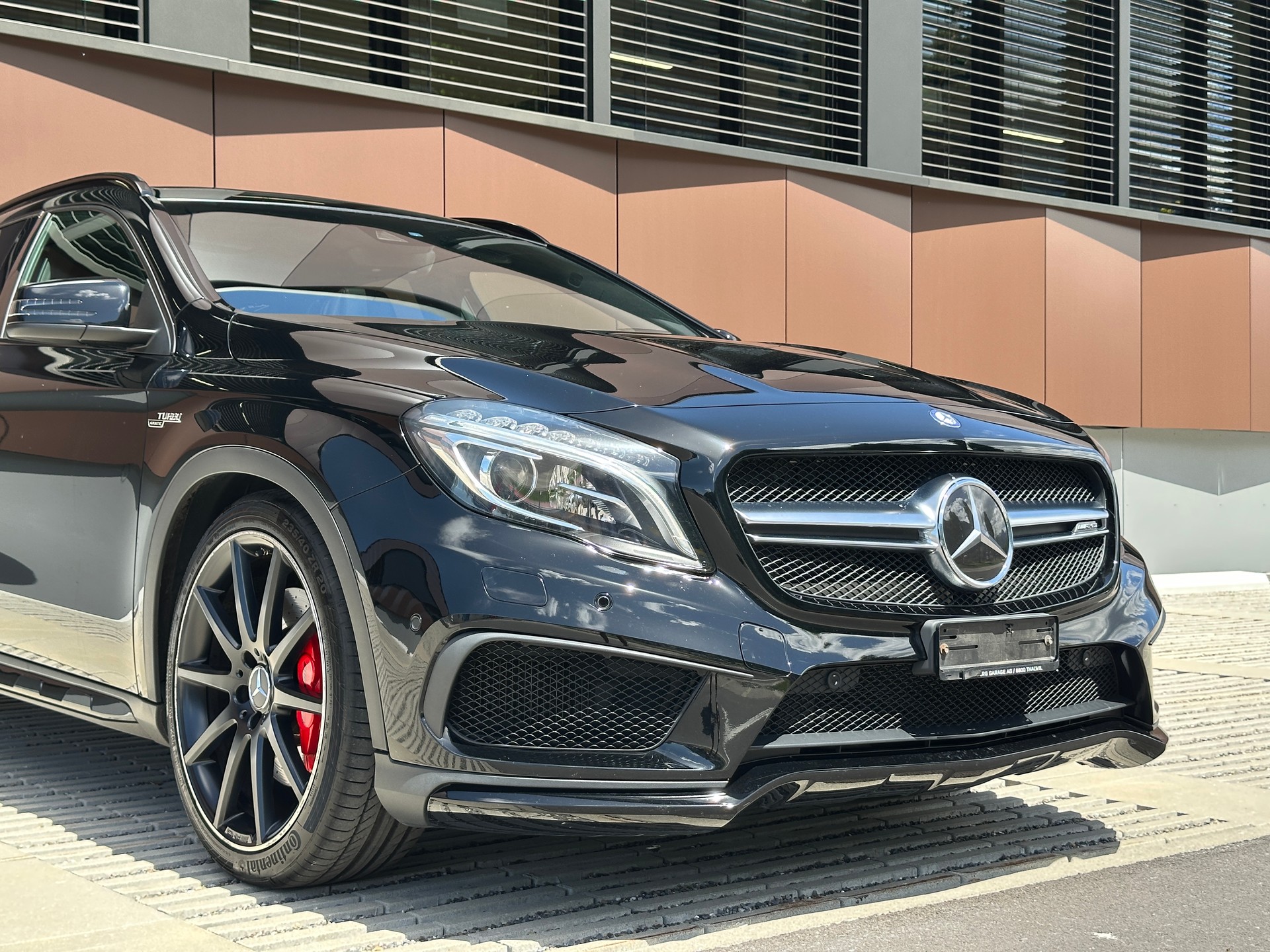 MERCEDES-BENZ GLA 45 AMG 4Matic 7G-DCT *Performance-AGA* *Schalensitze*-image-30
