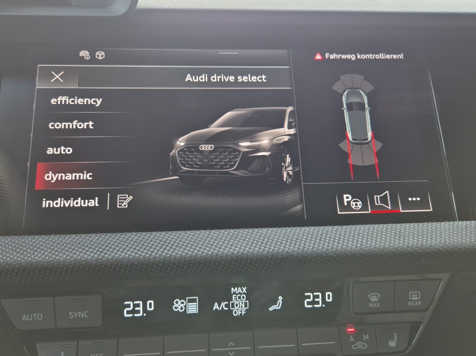 AUDI S3 Sportback TFSI quattro S-tronic-image-15