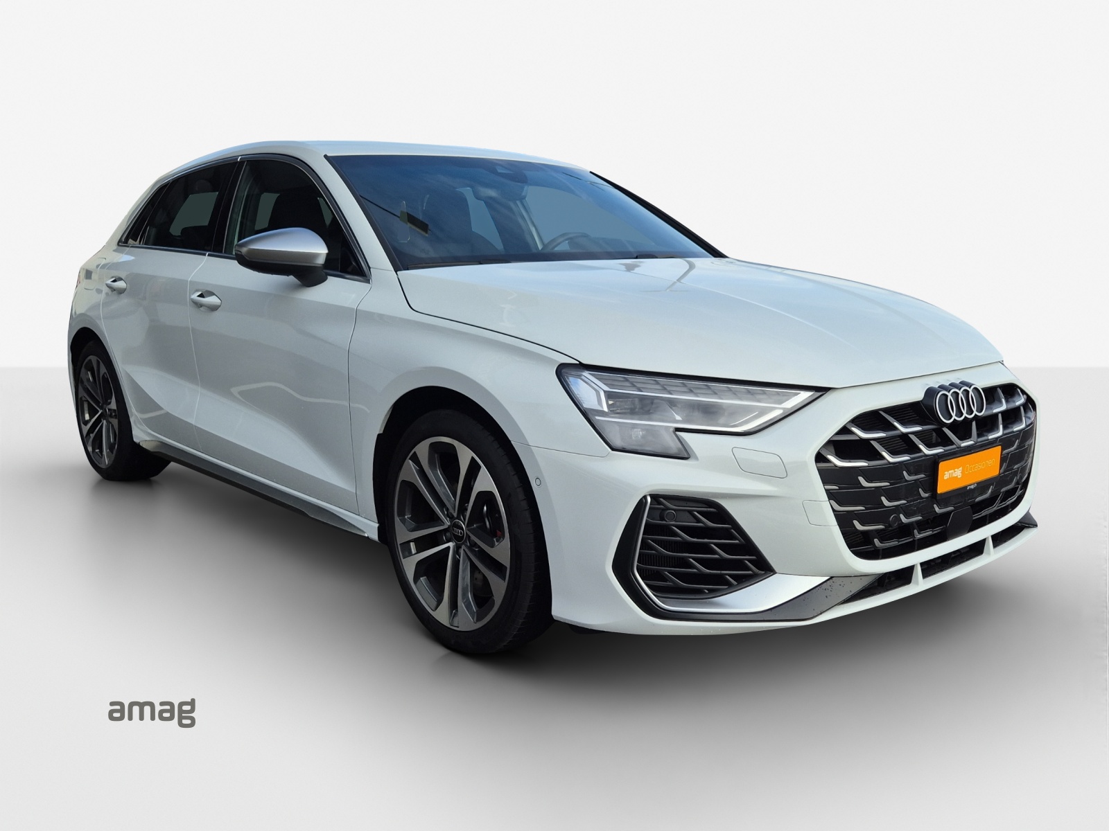 AUDI S3 Sportback TFSI quattro S-tronic-image-5