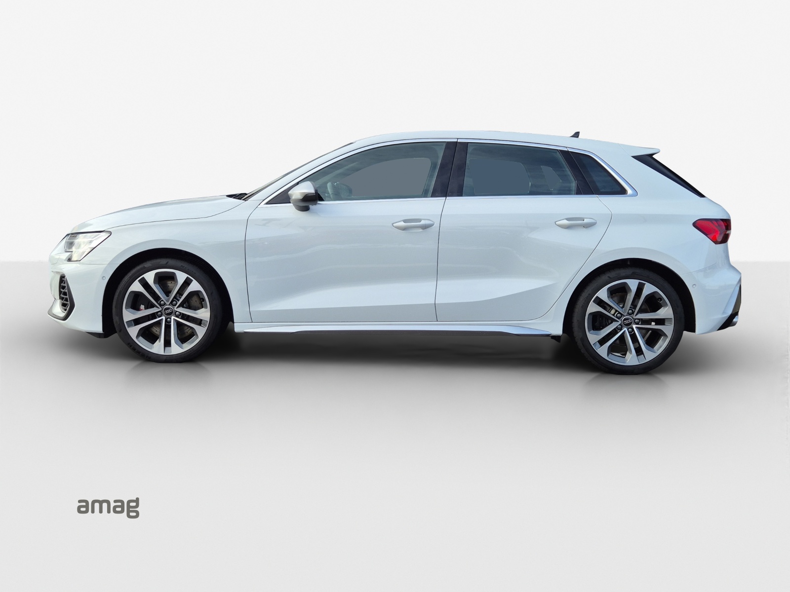 AUDI S3 Sportback TFSI quattro S-tronic-image-1