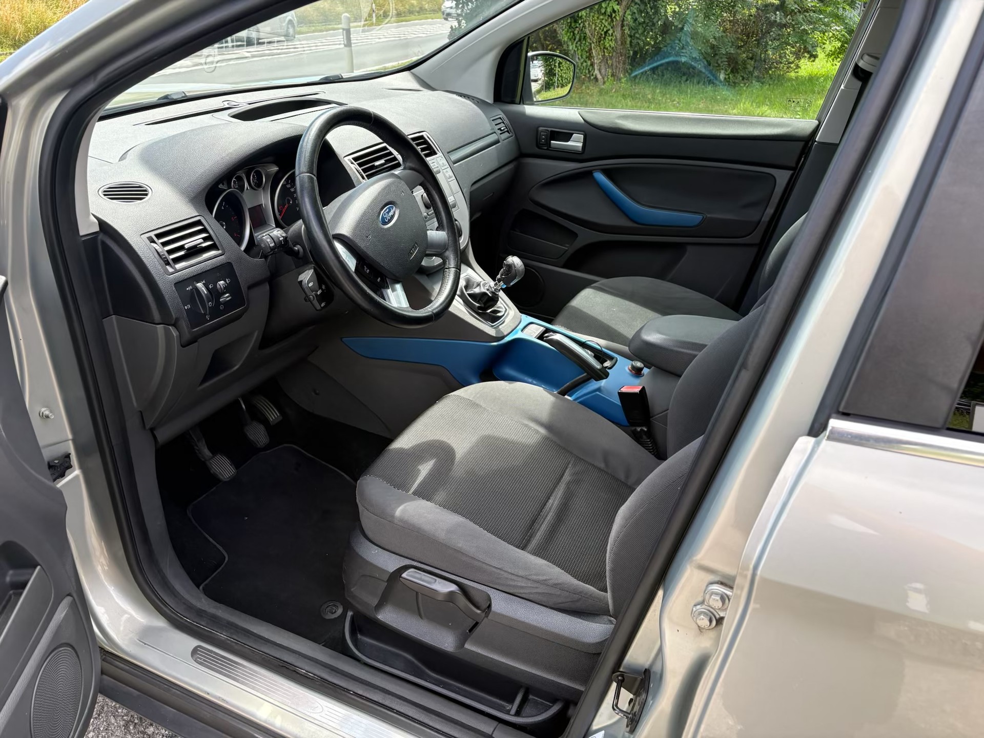 FORD Kuga 2.0 TDCi Titanium 4WD-image-7