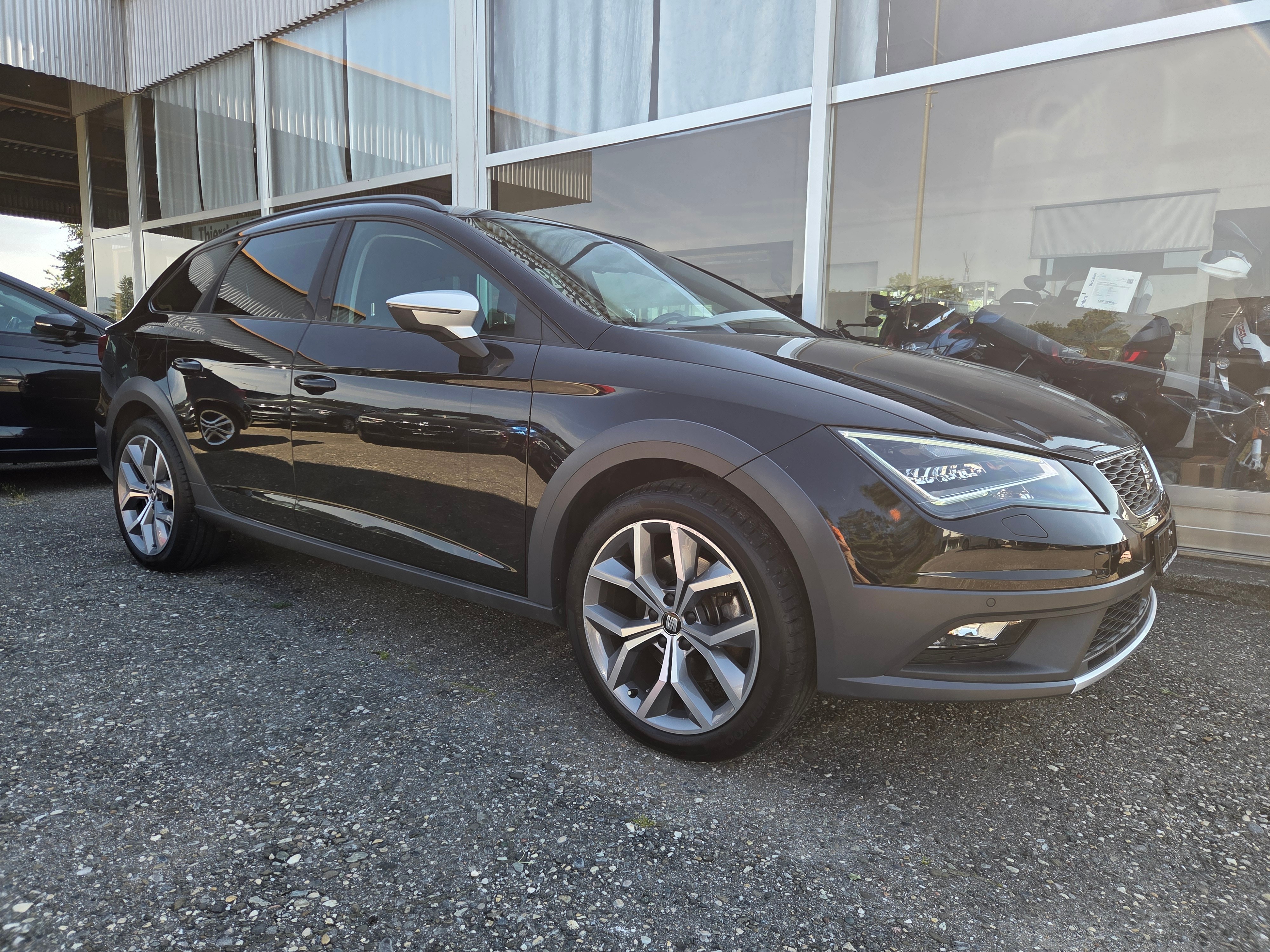 SEAT Leon ST 1.8 TSI X-Perience 4Drive DSG — slika 1