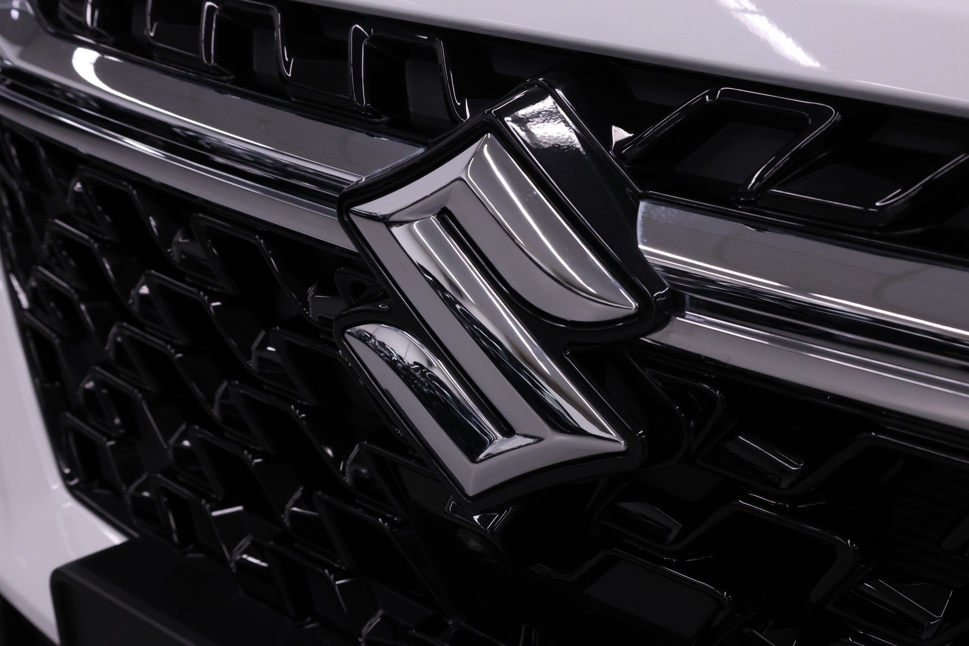 SUZUKI S-Cross 1.4 T Compact Top Hybrid 4x4-image-10