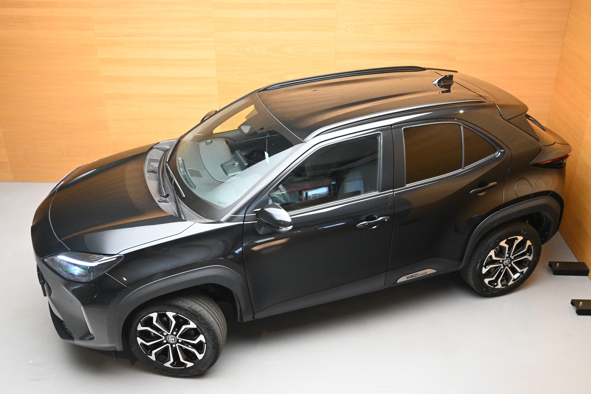 TOYOTA Yaris Cross 1.5 HEV Style-image-1