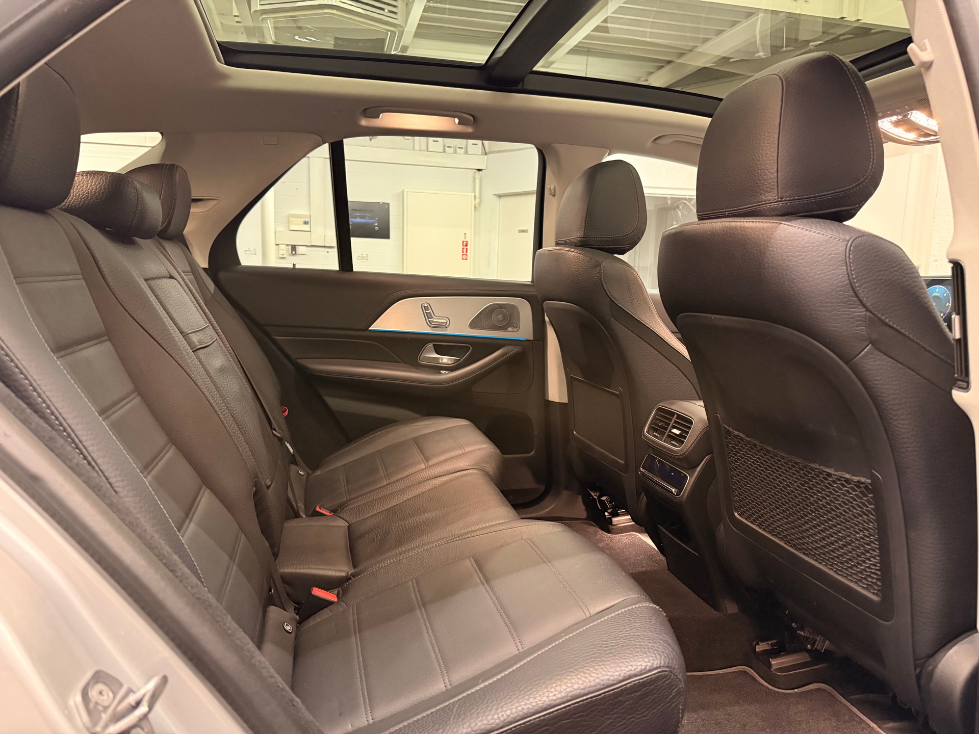 MERCEDES-BENZ GLE 350 d 4Matic AMG Line 9G-Tronic-image-9