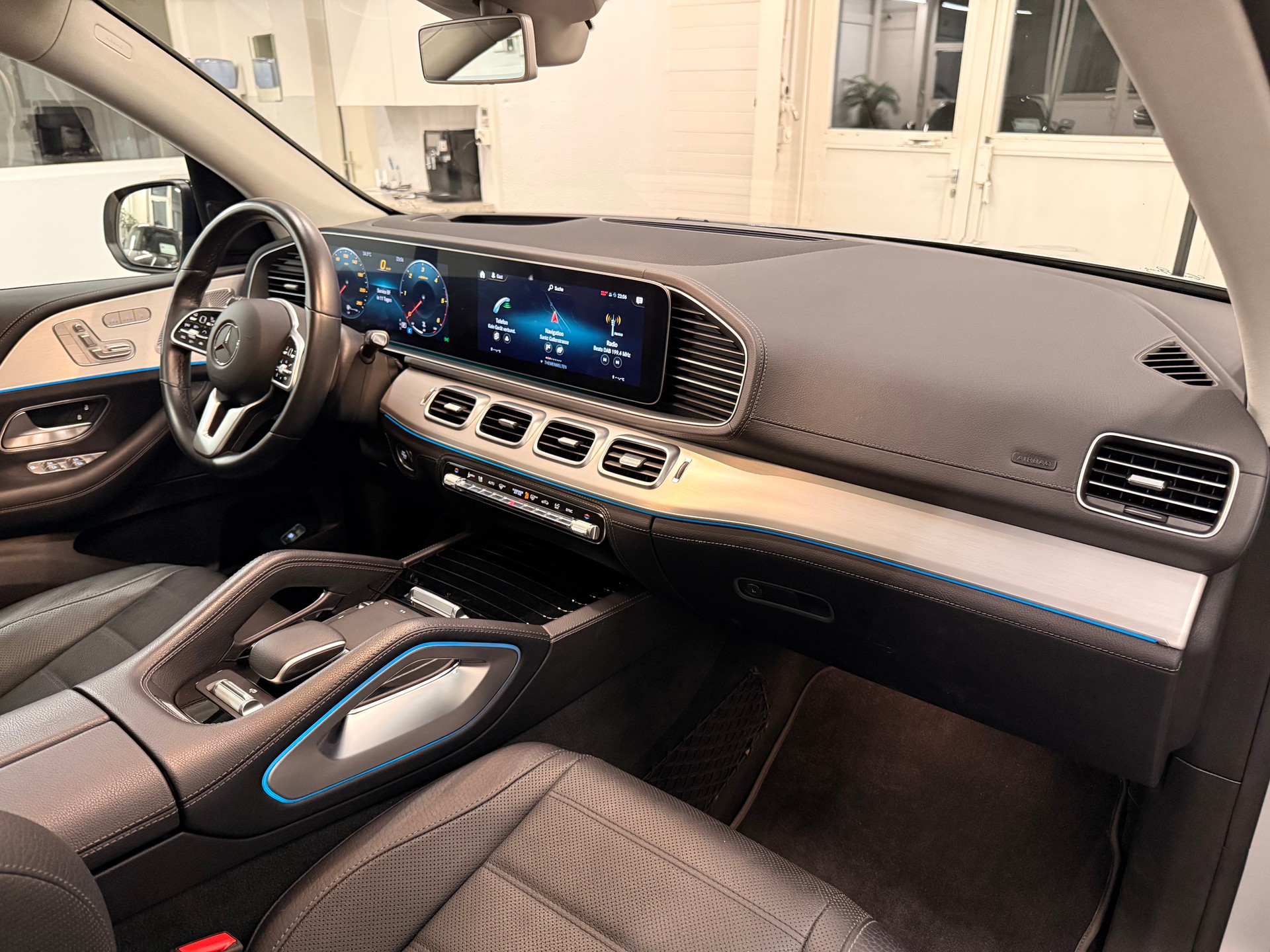MERCEDES-BENZ GLE 350 d 4Matic AMG Line 9G-Tronic-image-6