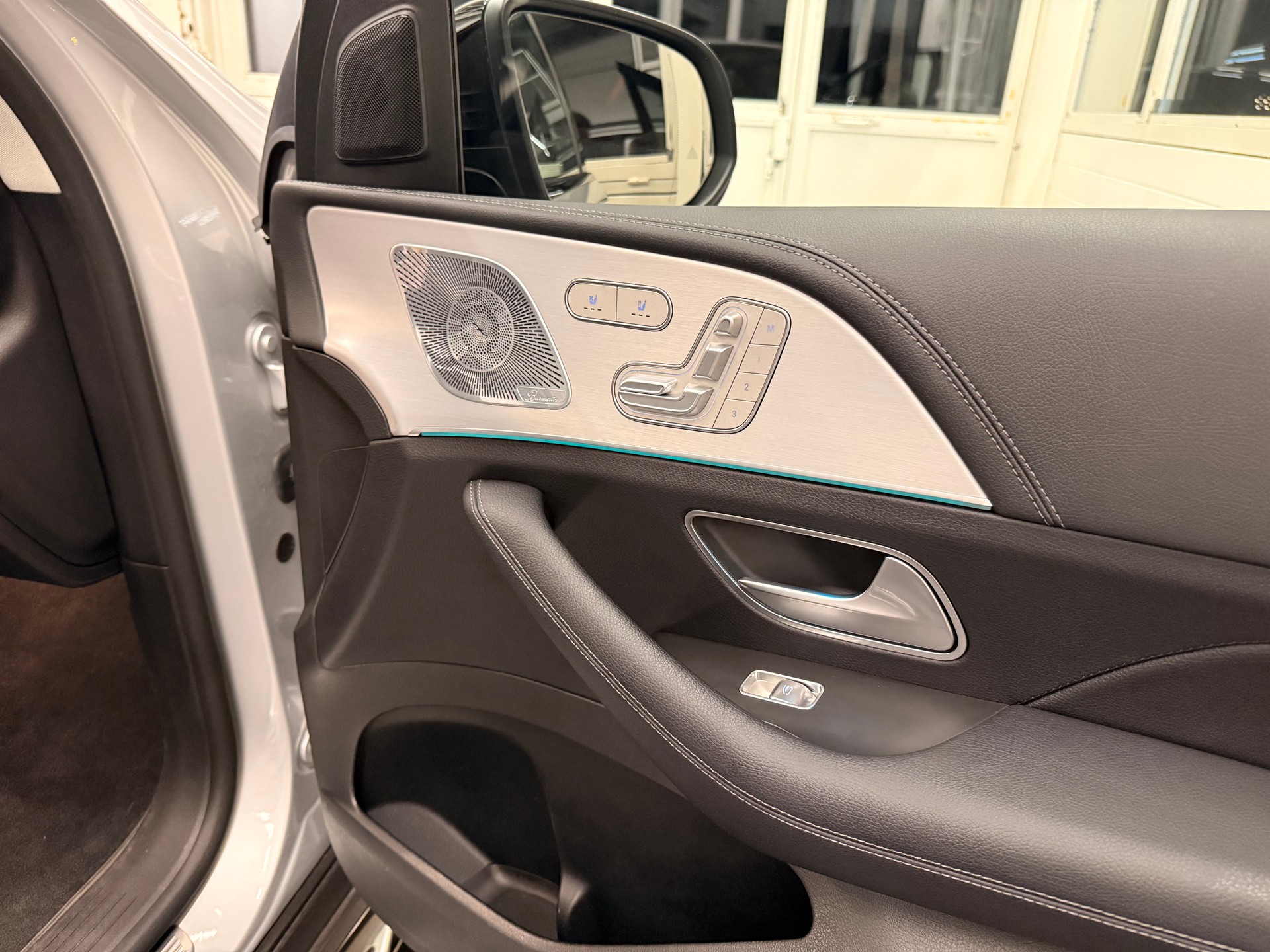 MERCEDES-BENZ GLE 350 d 4Matic AMG Line 9G-Tronic-image-8