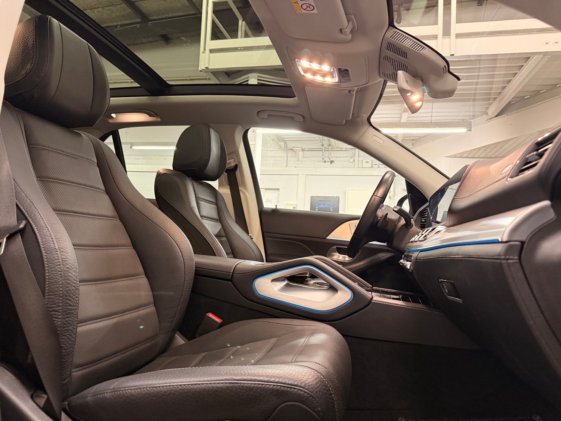 MERCEDES-BENZ GLE 350 d 4Matic AMG Line 9G-Tronic-image-7